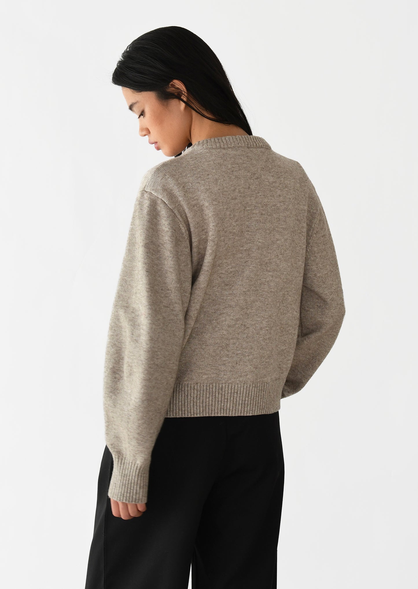 Buttoned knit cardigan