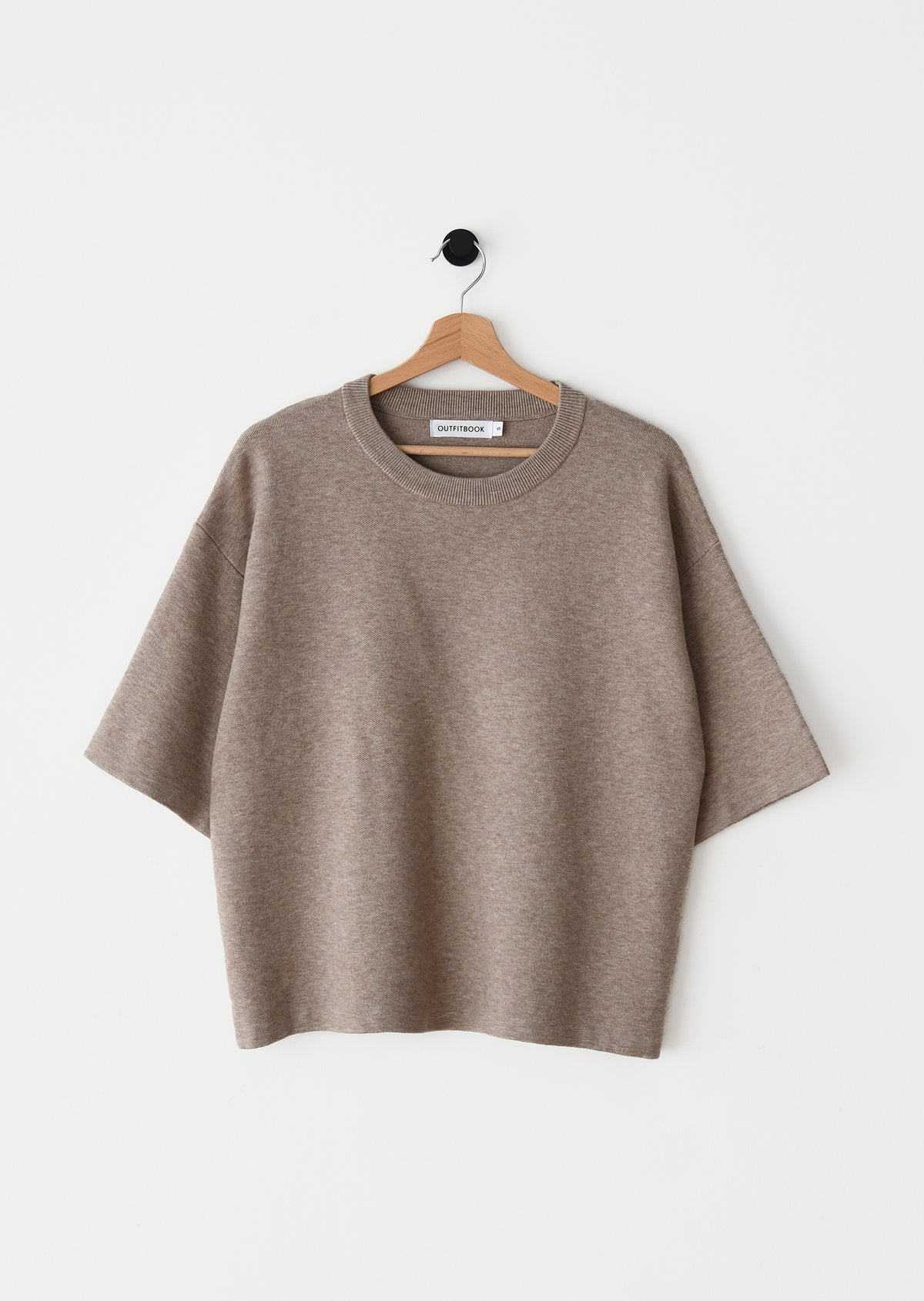 Short-sleeve sweater