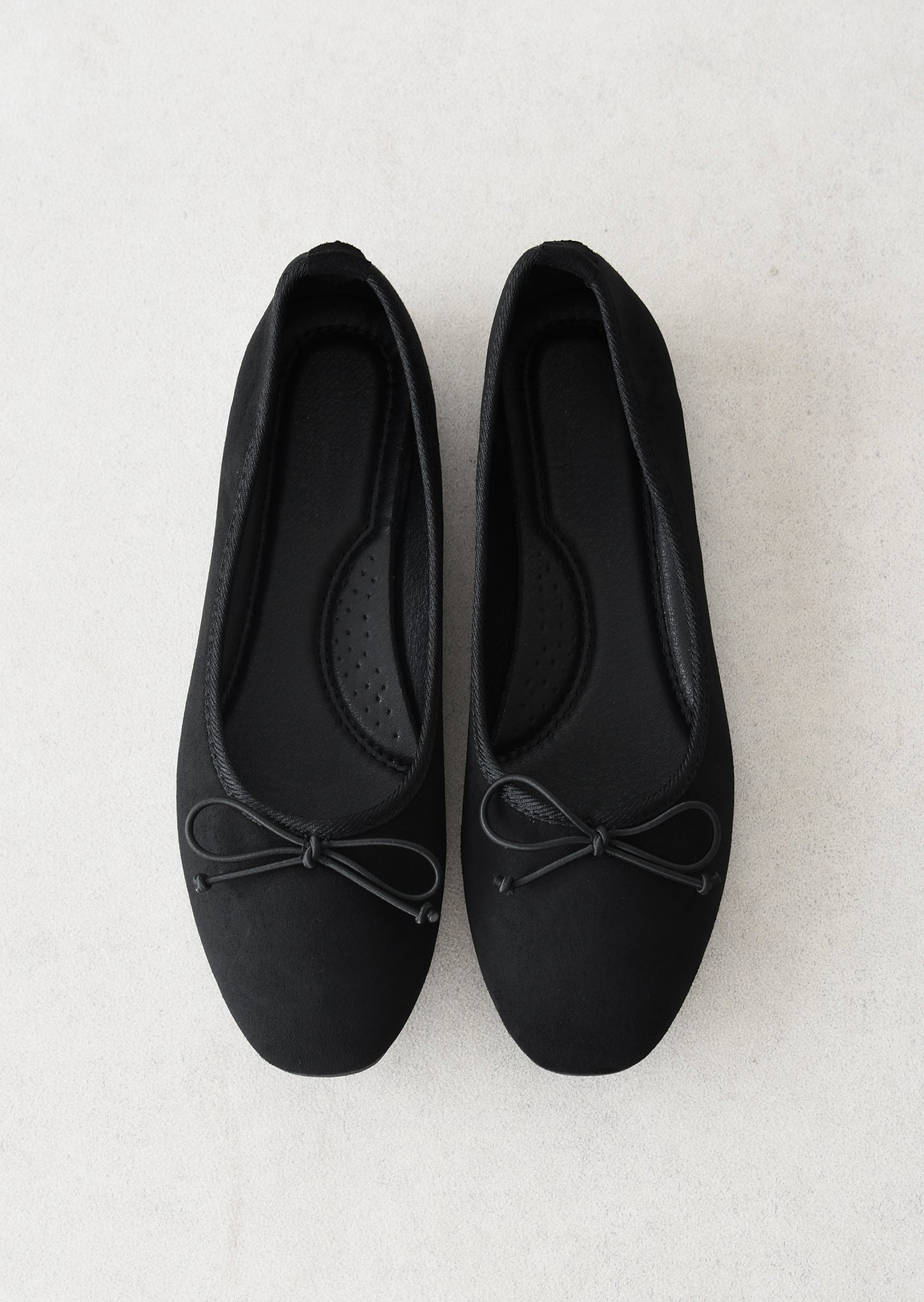 Ballerina flats with bow