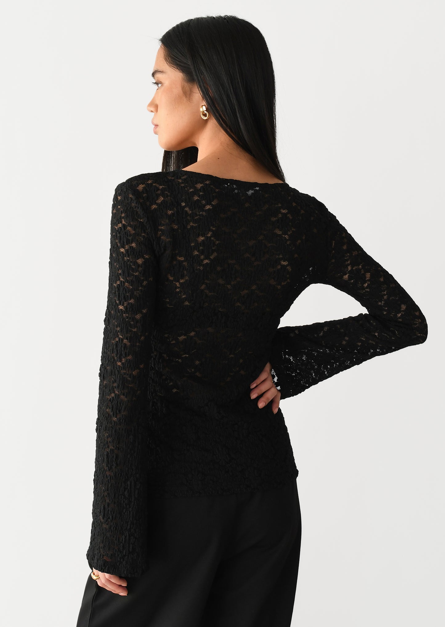 Top en dentelle boutonné