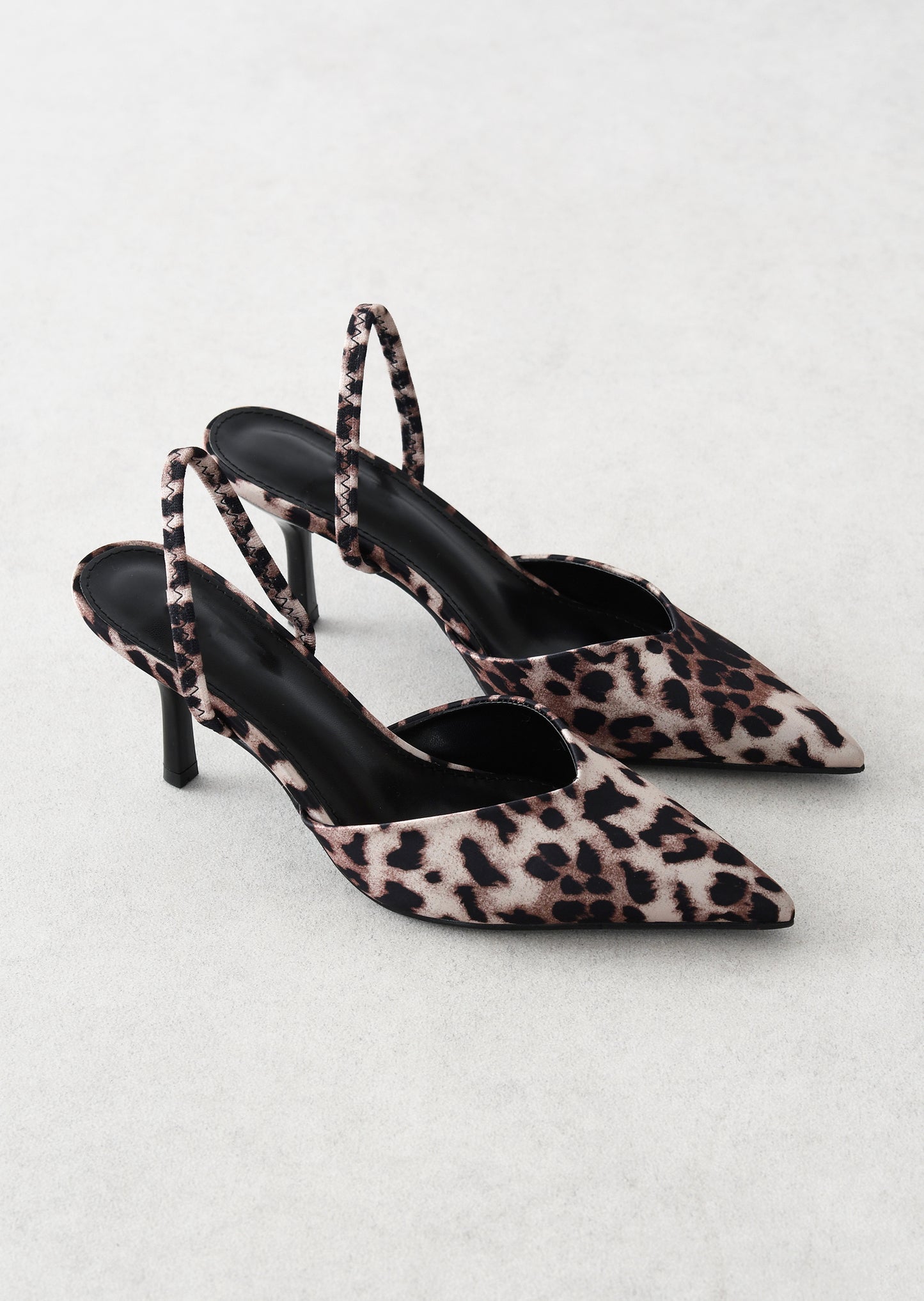 Tacones slingback leopardo