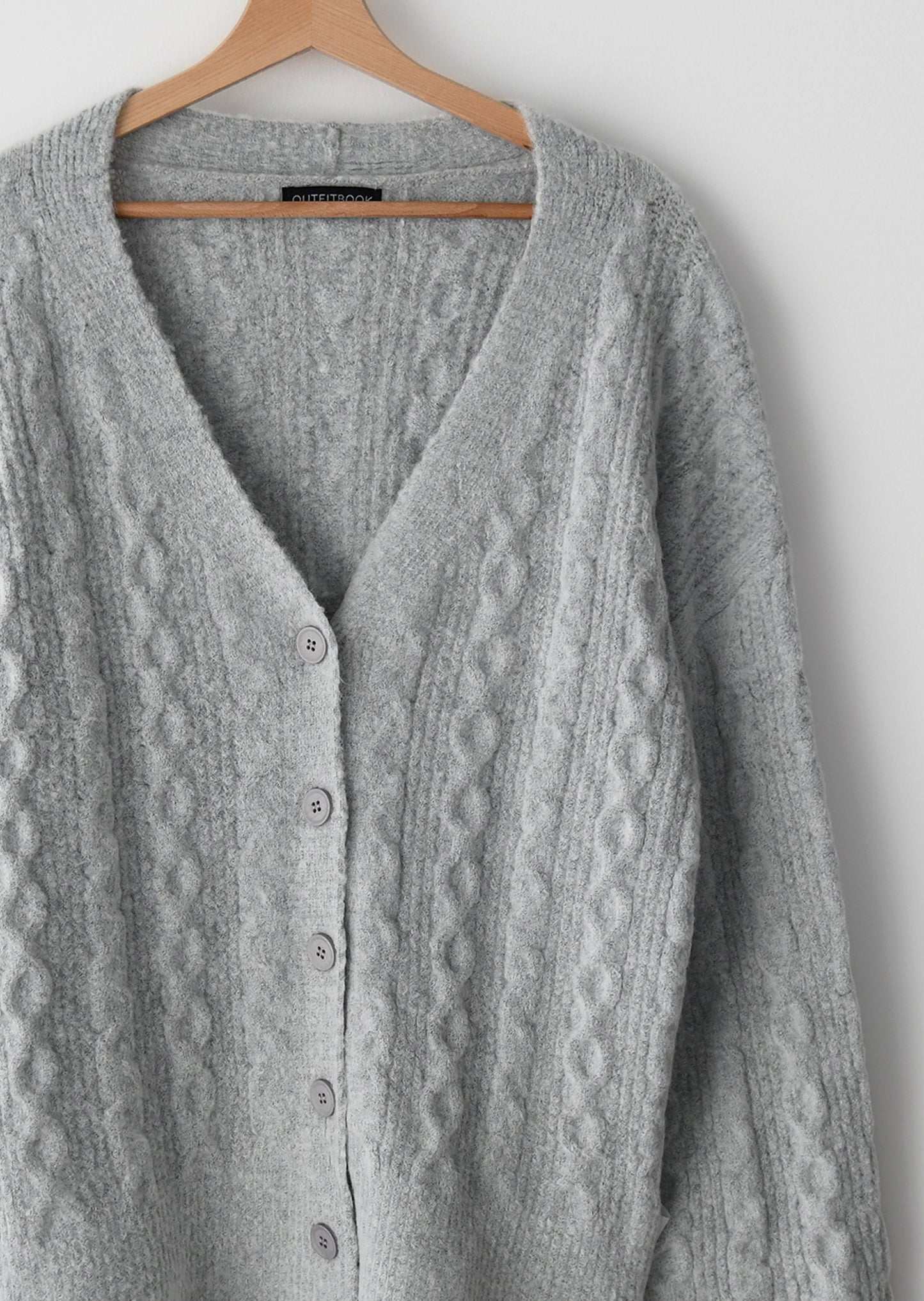 Cable knit cardigan in grey