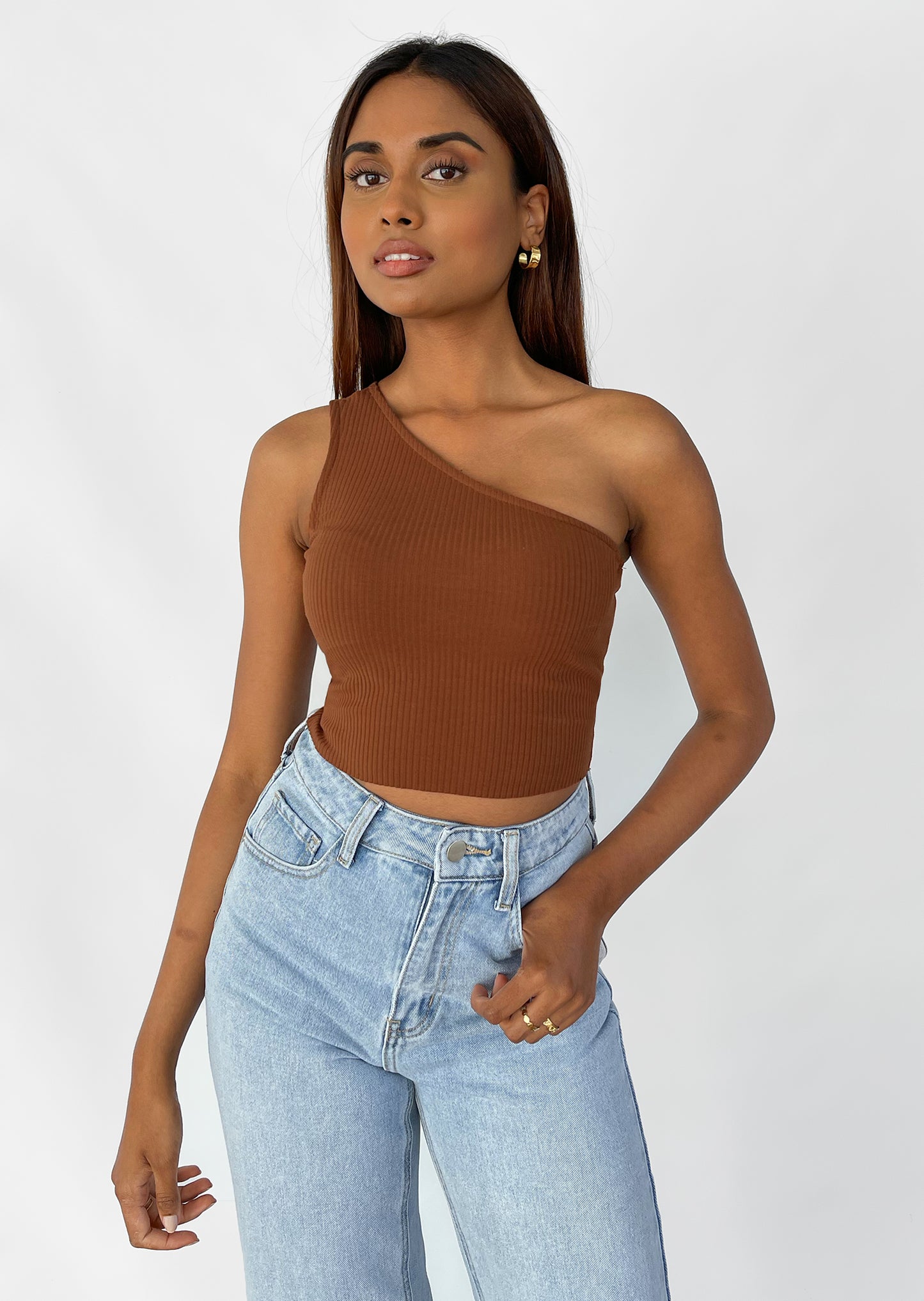 Crop top asymétrique côtelé marron
