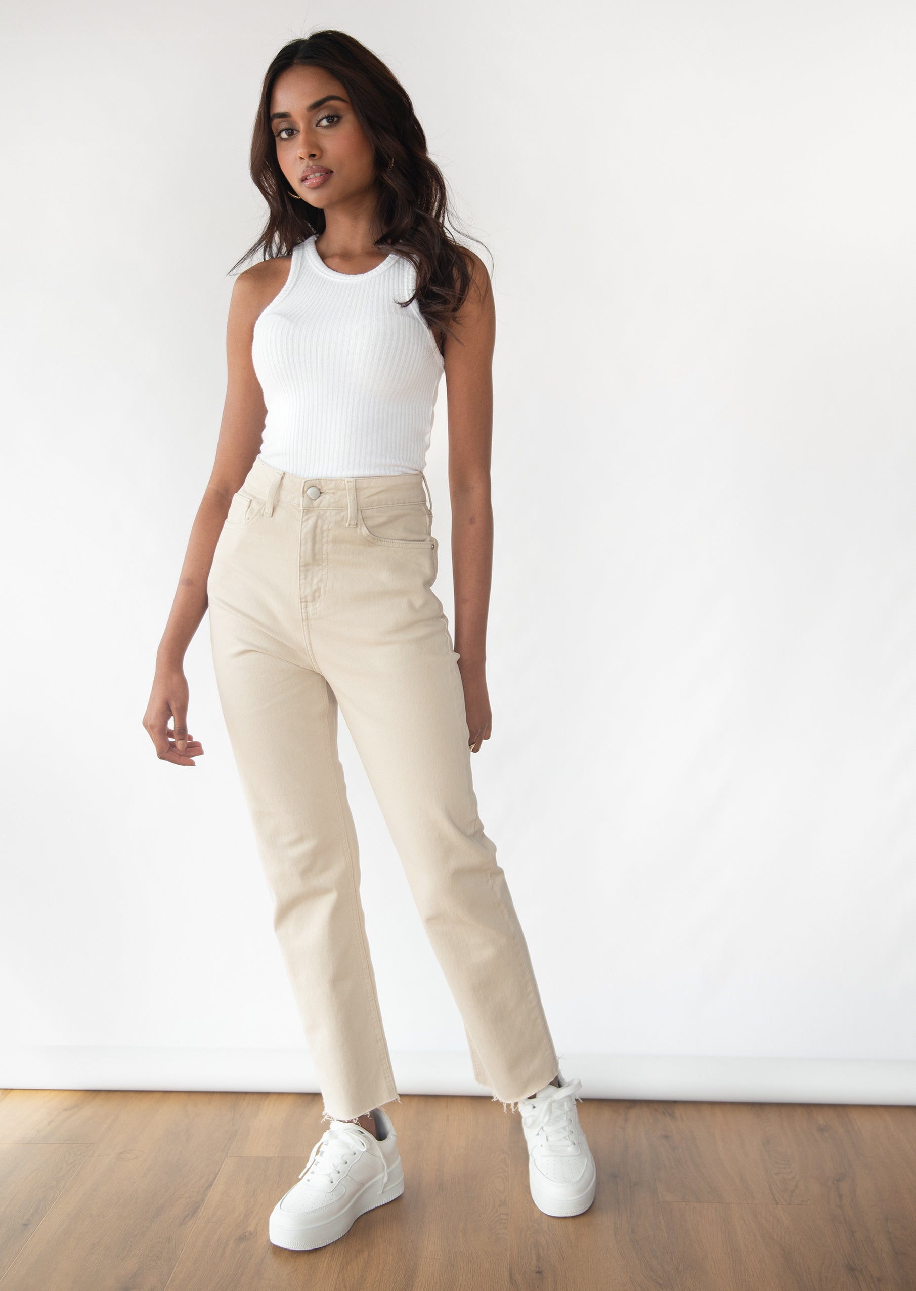 Mom fit jeans in beige –