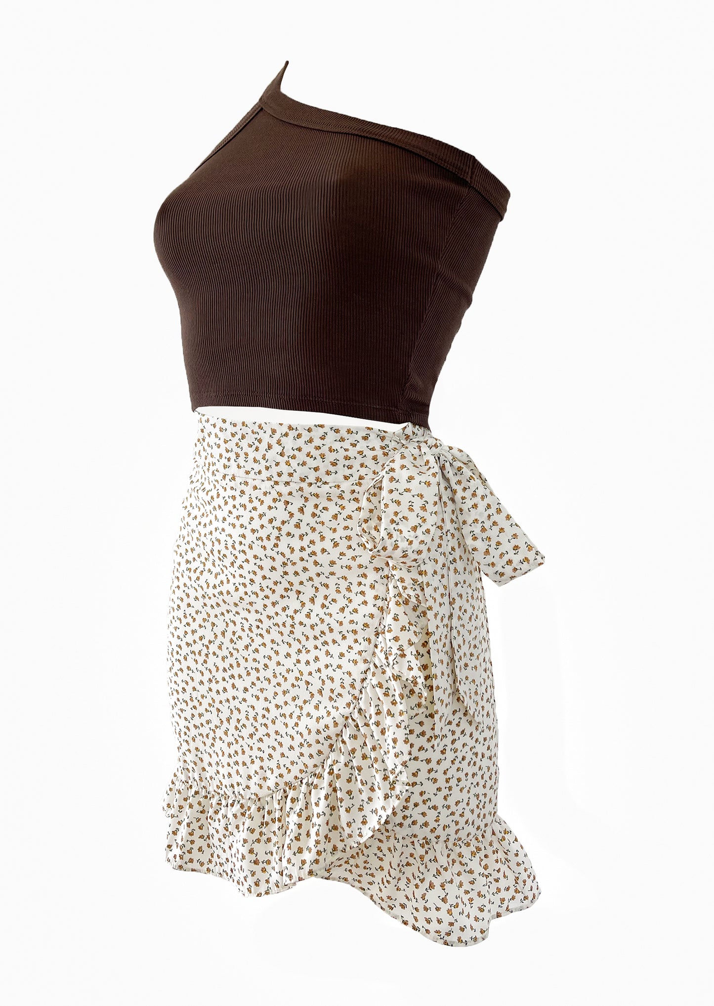 Ruffle floral skirt in white