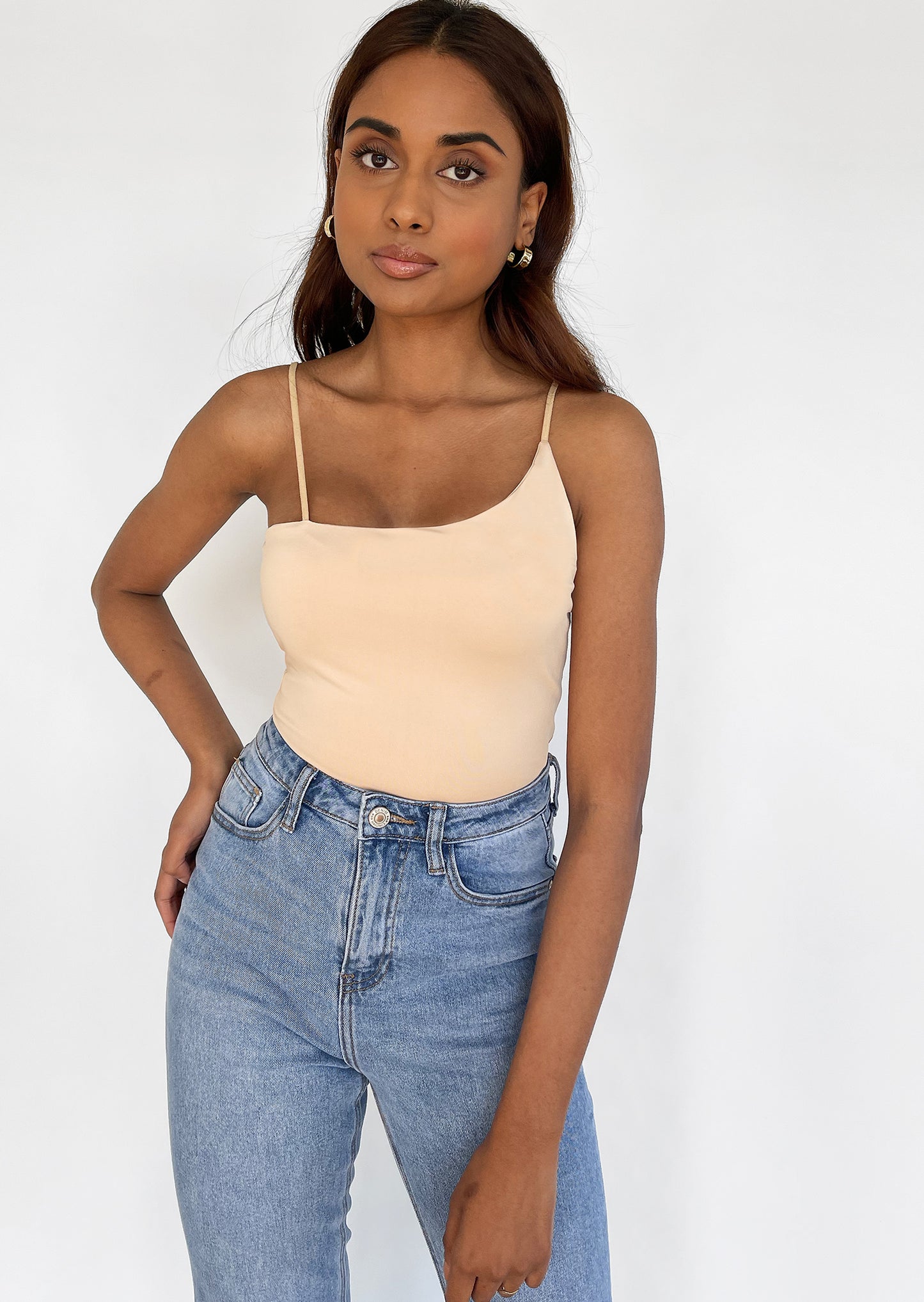 Asymmetric top in beige