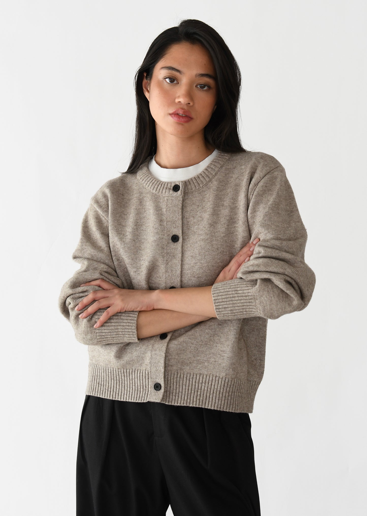 Buttoned knit cardigan