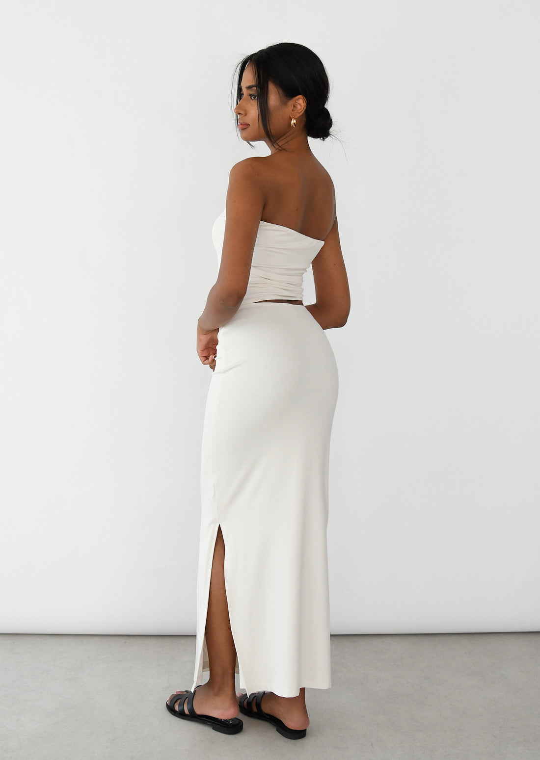 Jupe mi-longue �?? Outfitbook.fr