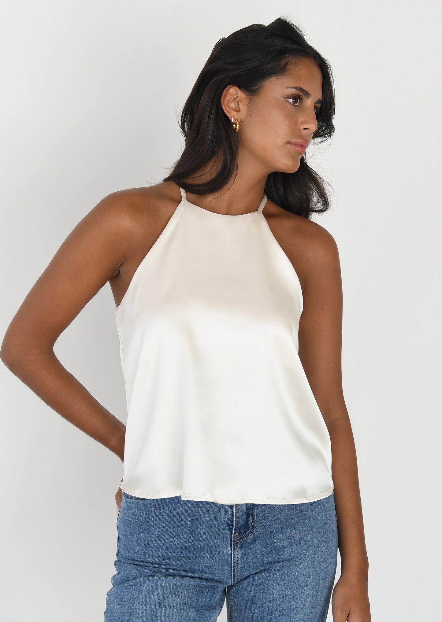 Top satinado cuello halter