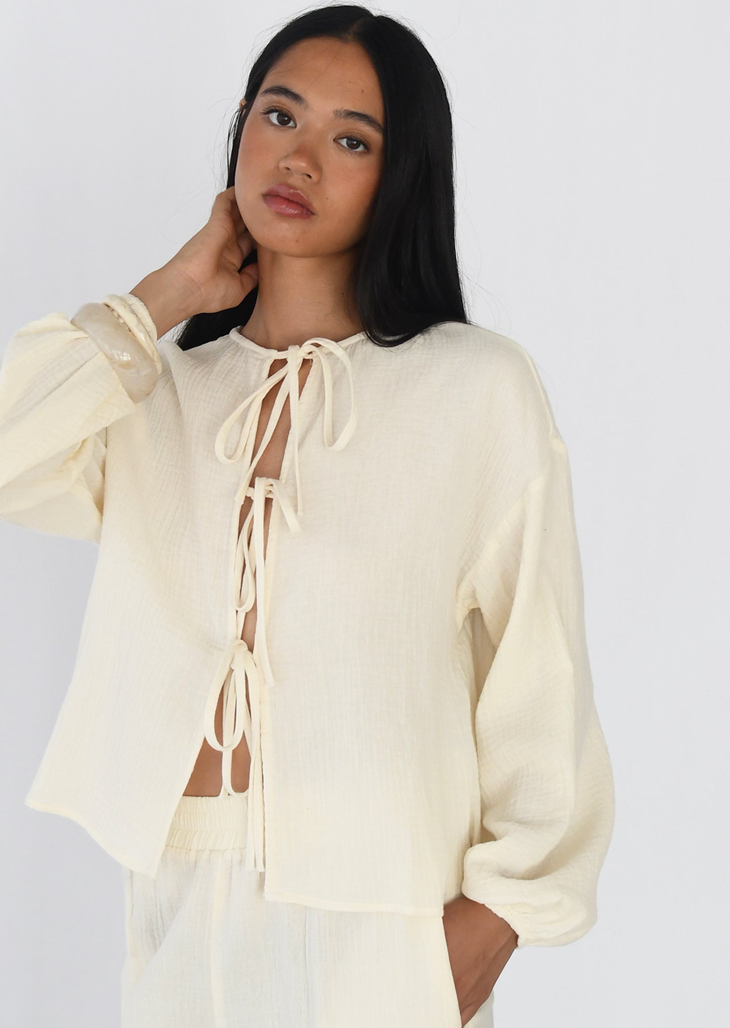 Blouse texturée à nouer