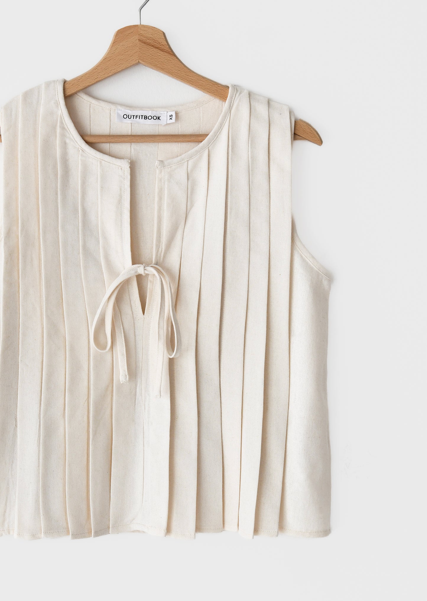 Pleated linen-blend top