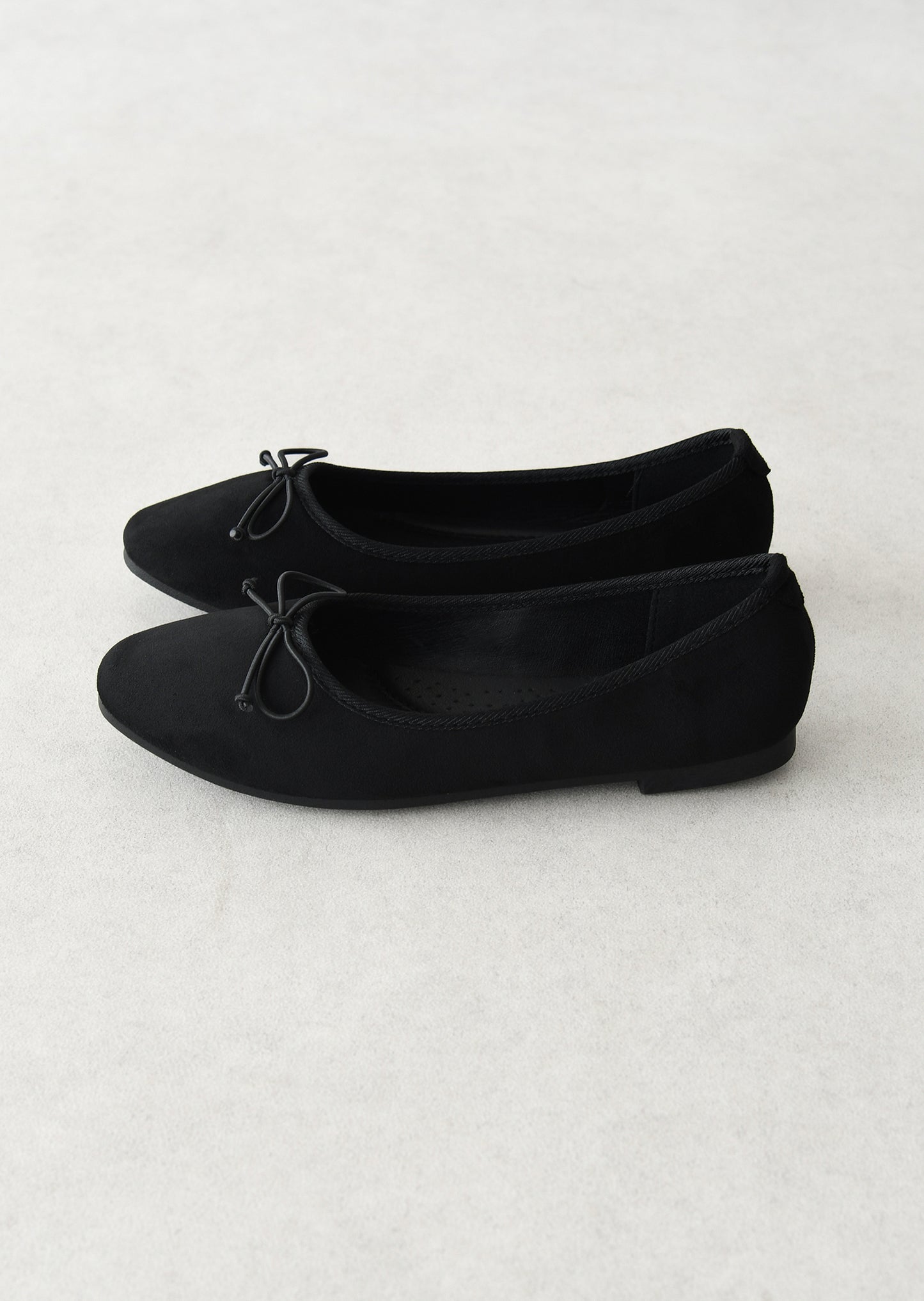 Ballerina flats with bow