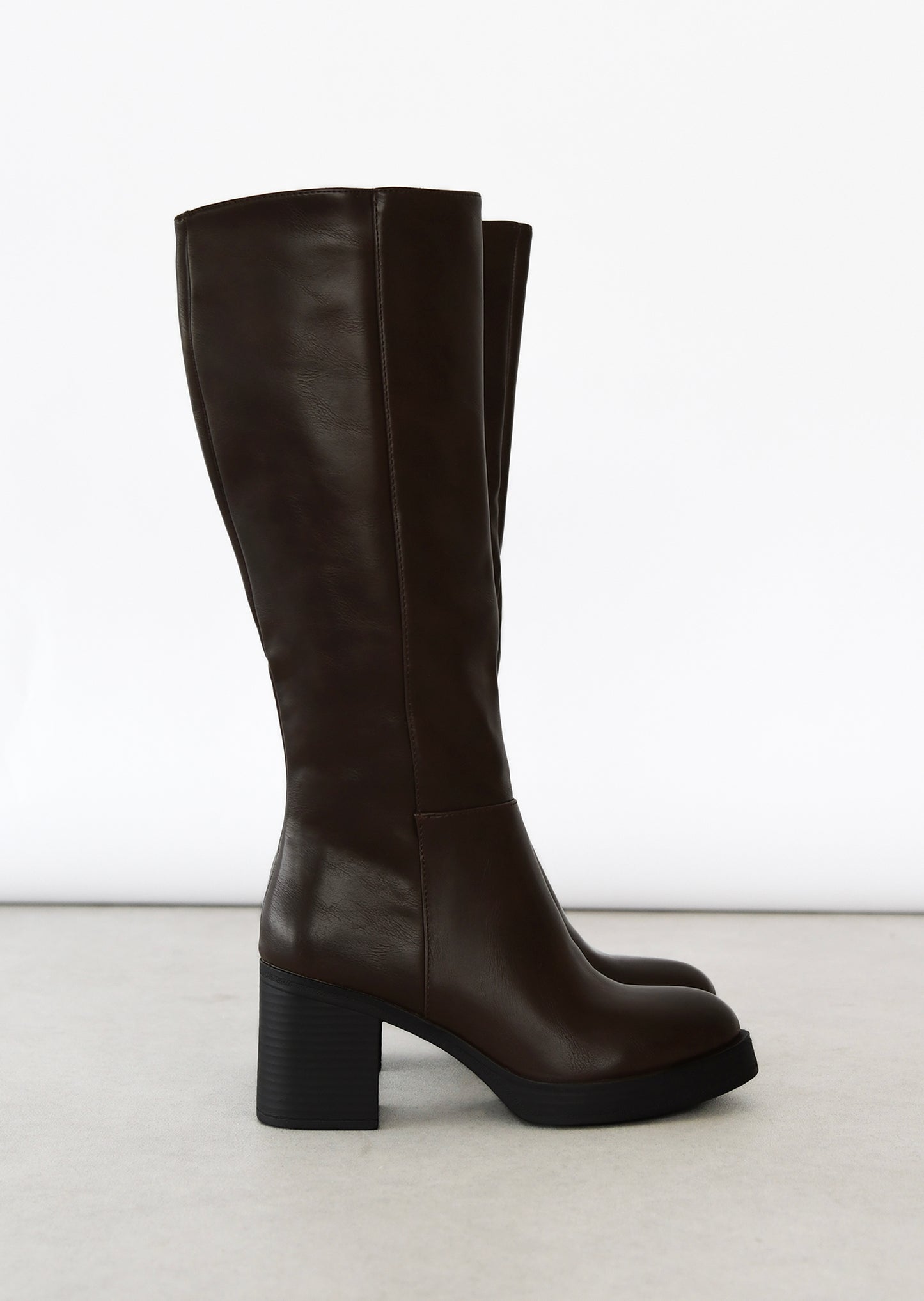 Block heel knee-high boots