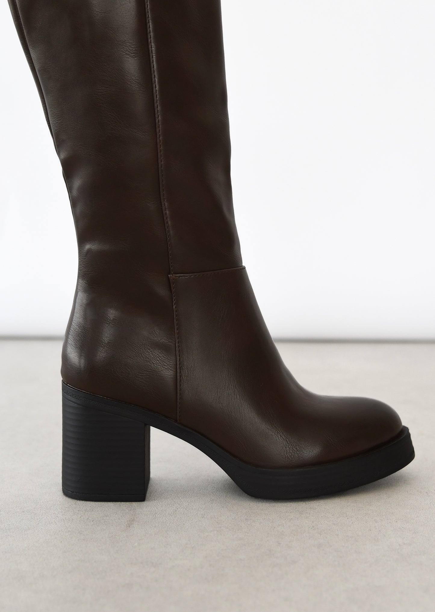 Block heel knee-high boots