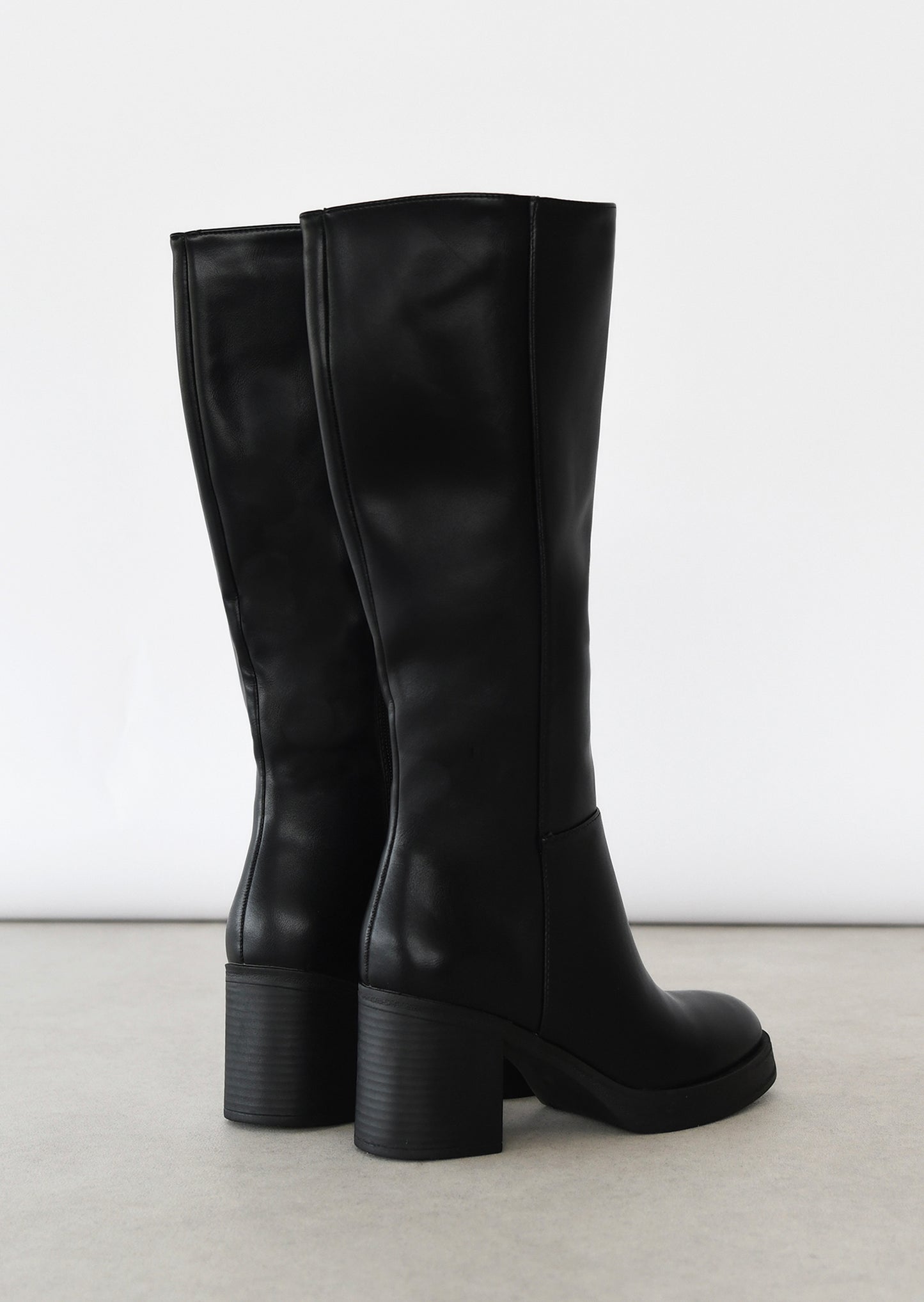 Block heel knee-high boots