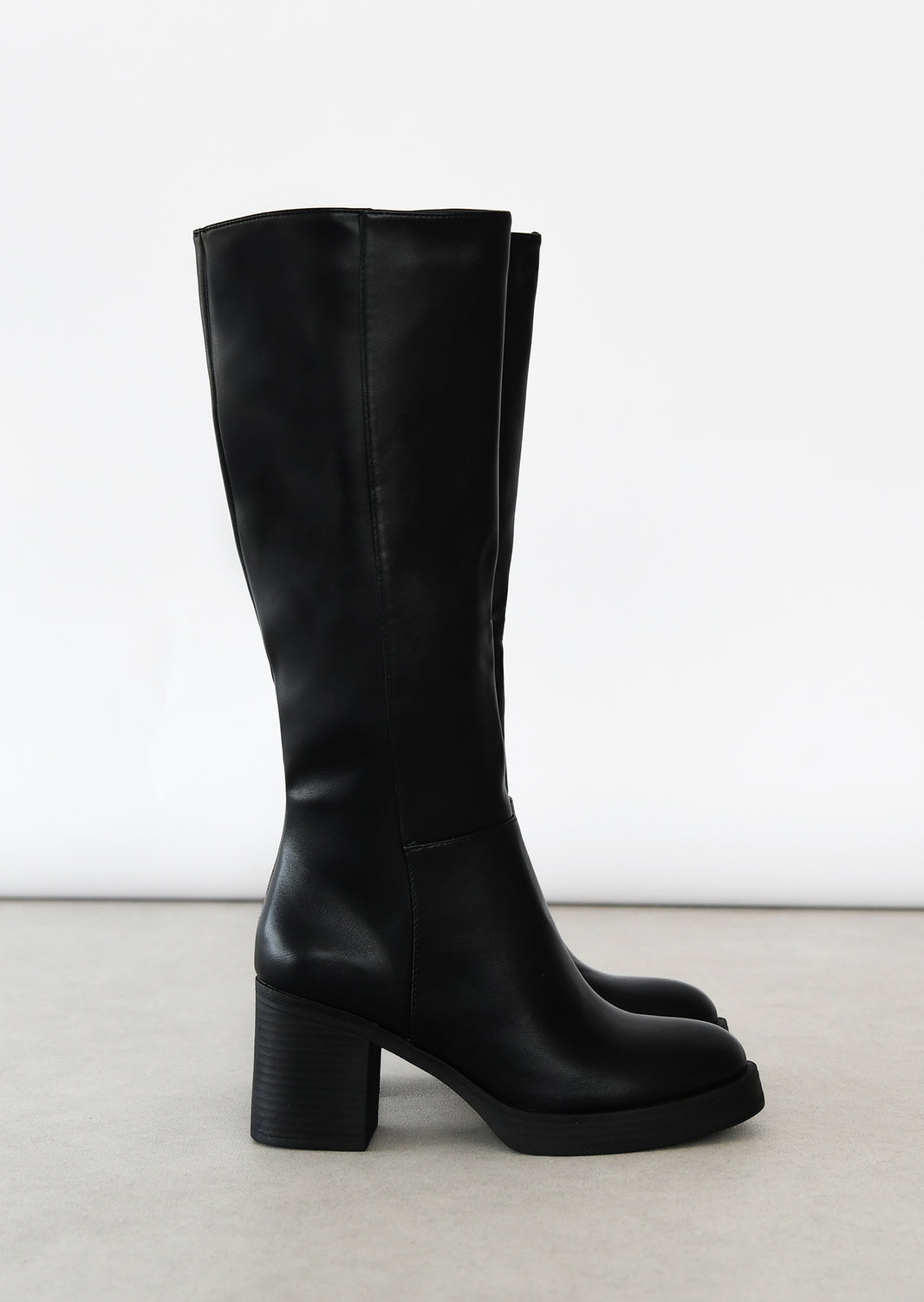 Block heel knee-high boots