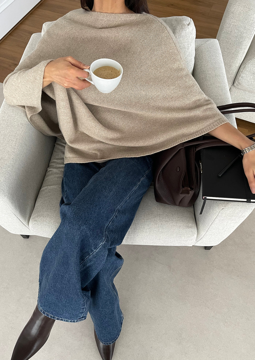 Wool-cashmere blend cape