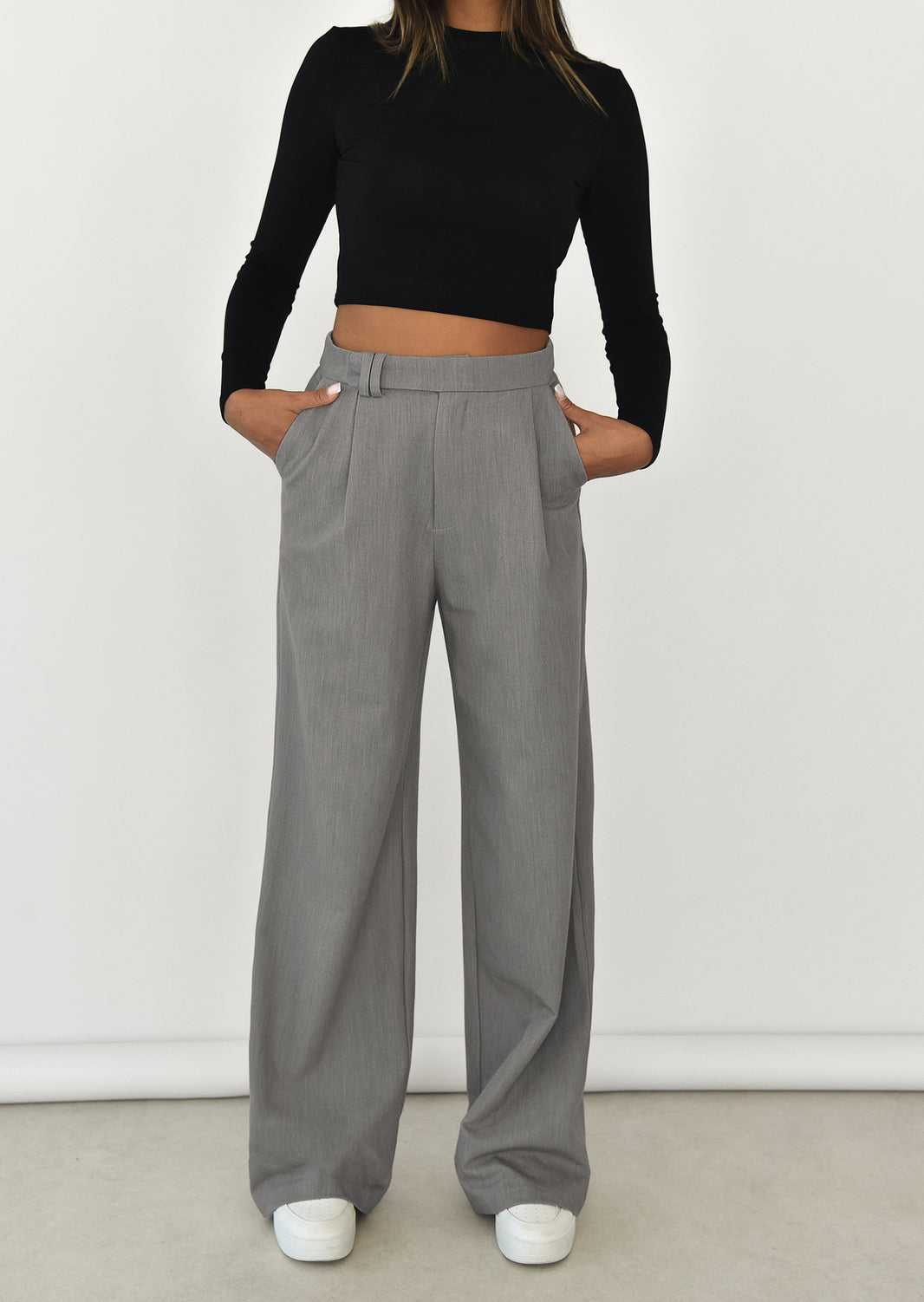 Wide leg pants