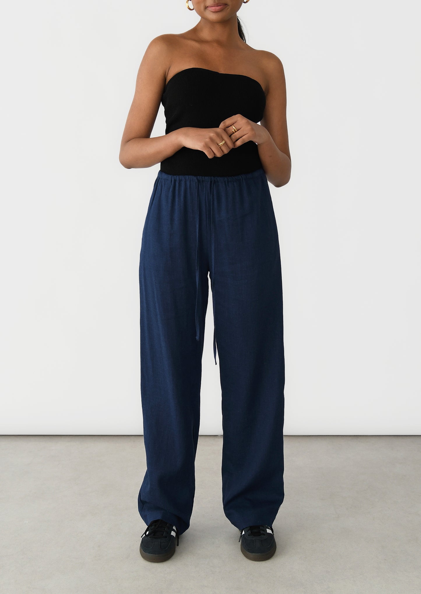 Linen wide-leg drawstring trousers