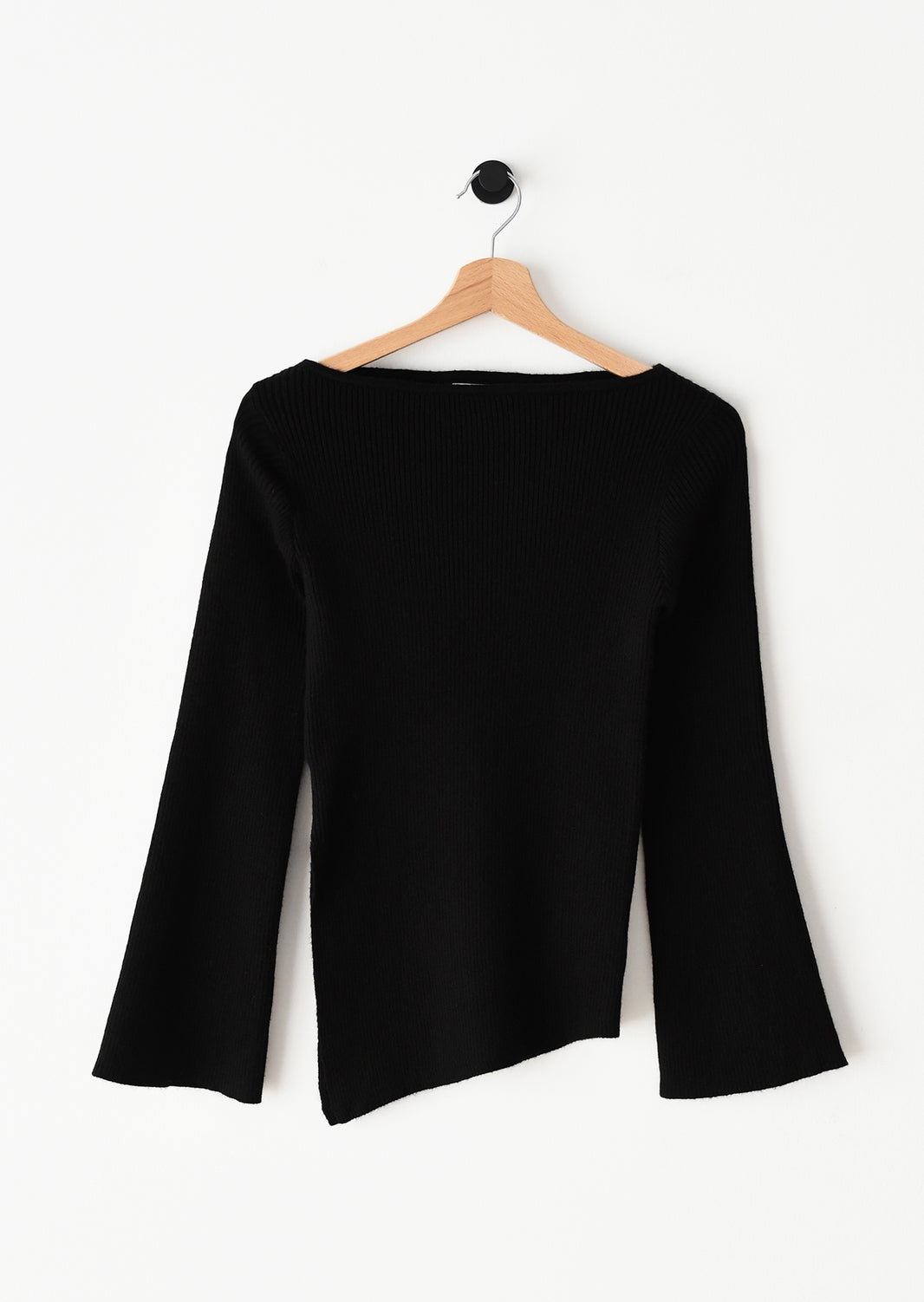 Pull asymétrique en maille