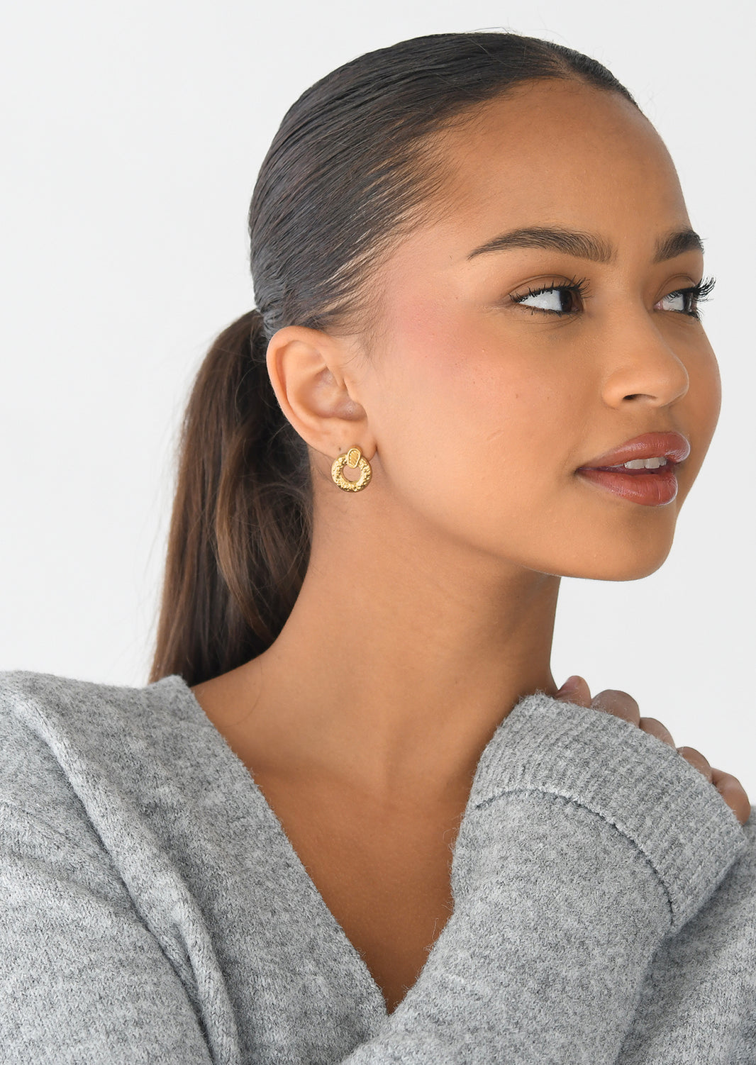 Yara earrings 