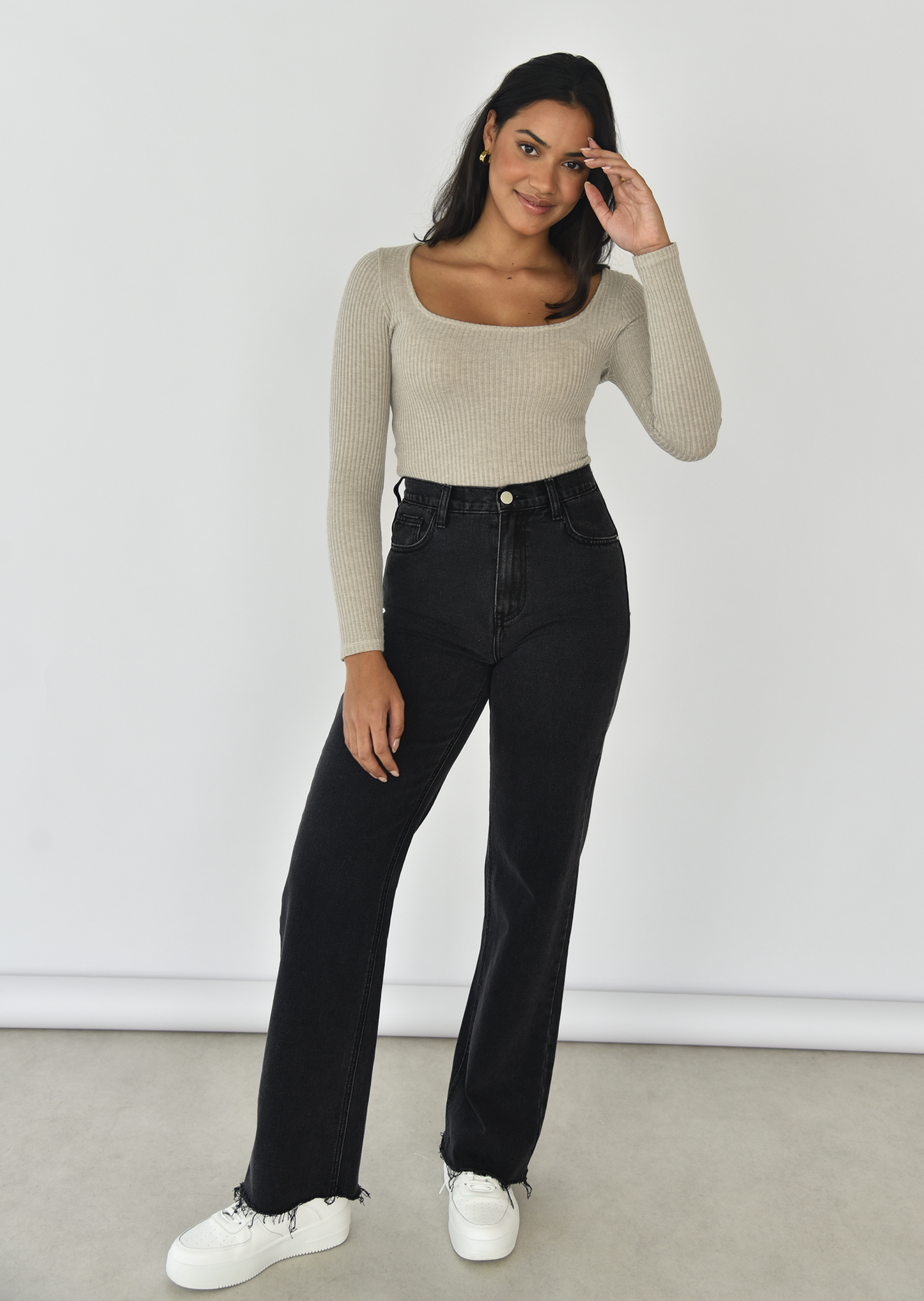 Ribbed top with square neck