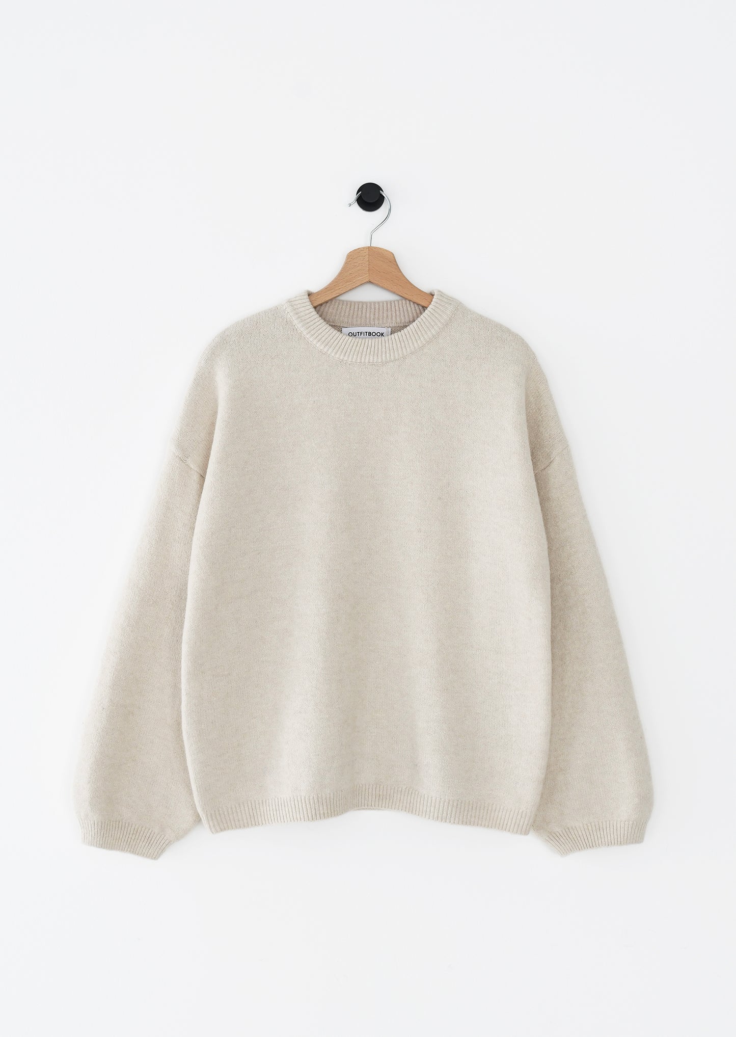 Oversized round-neck knit sweater 