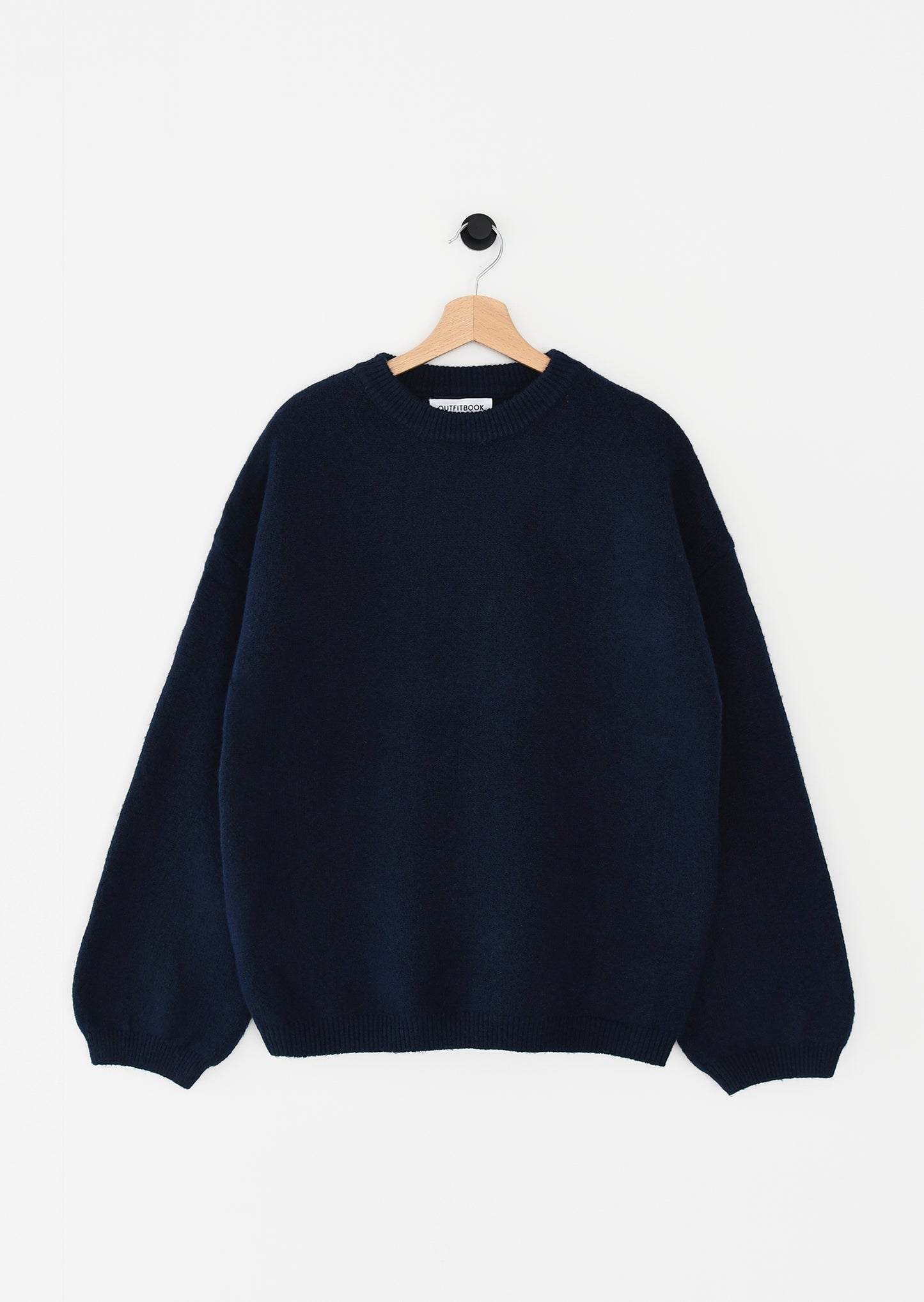 Oversized round-neck knit sweater 