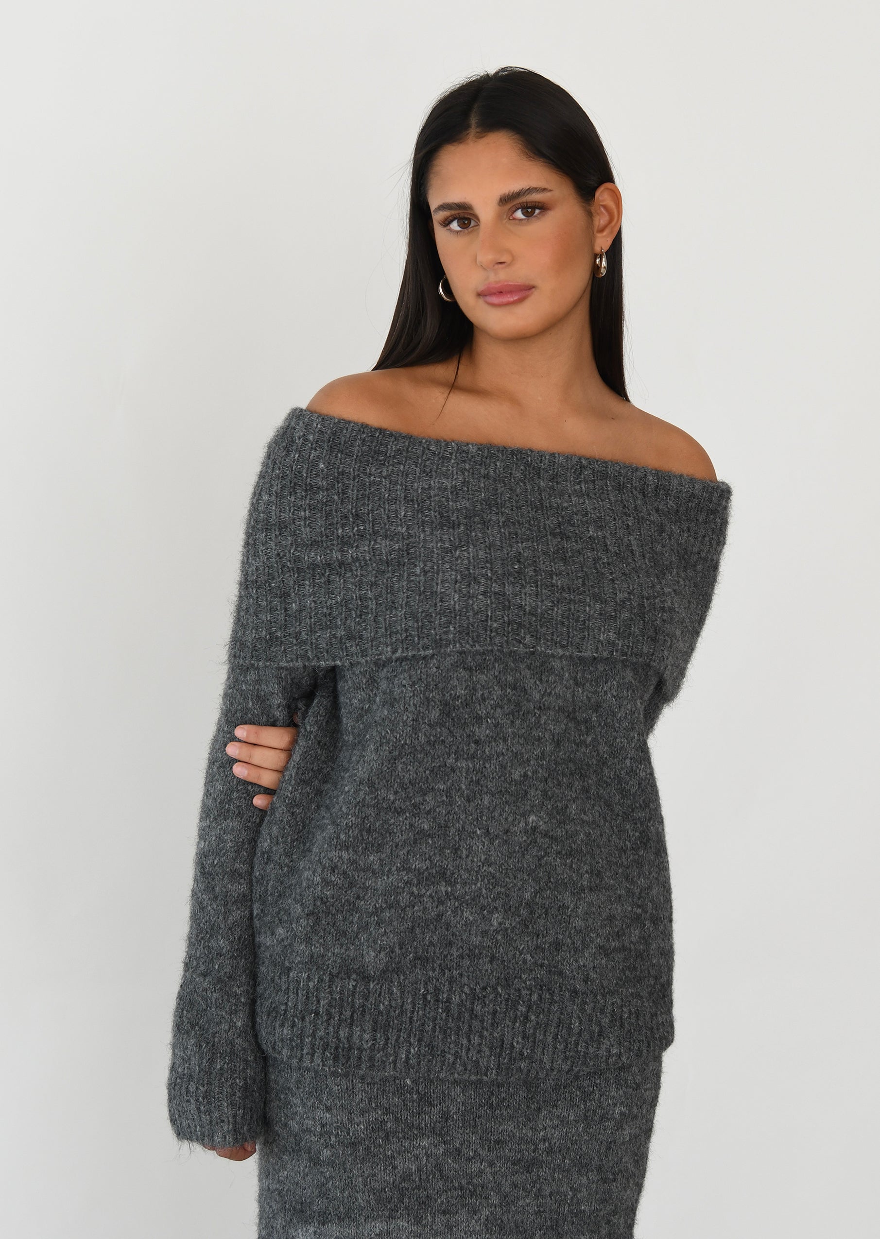 Open shoulder sweater outlet dress