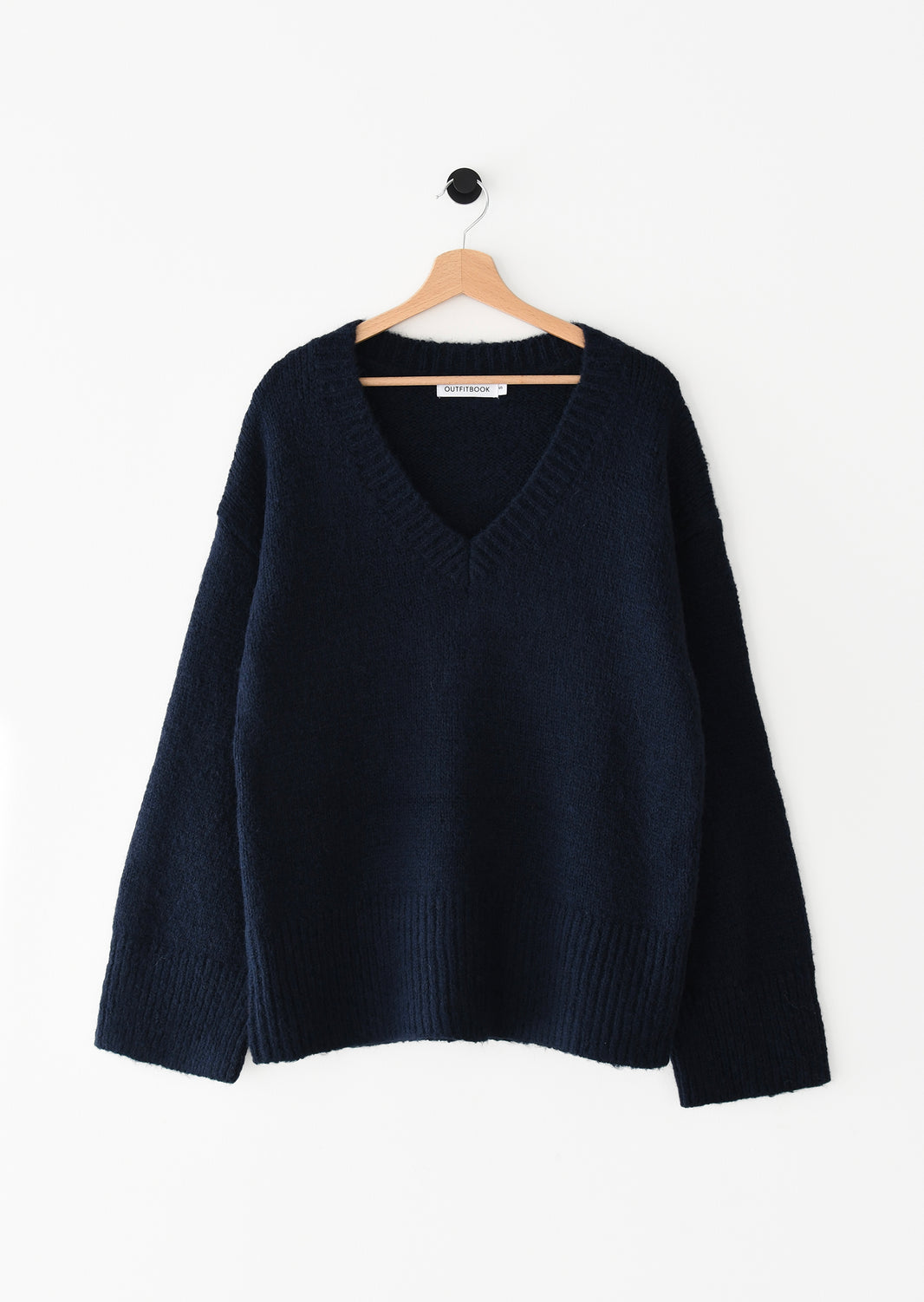 Oversized V-neck knit sweater 