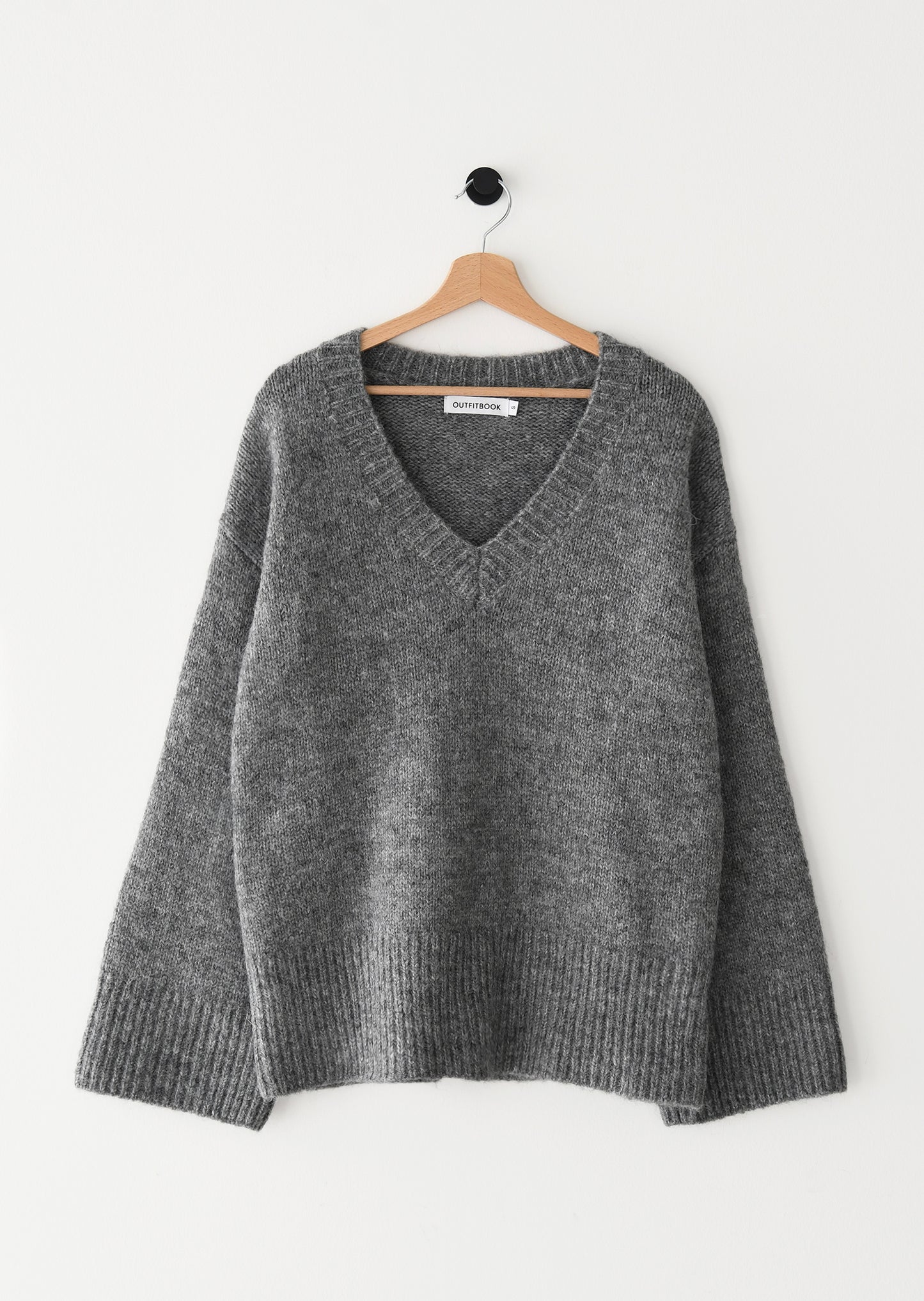Oversized V-neck knit sweater –