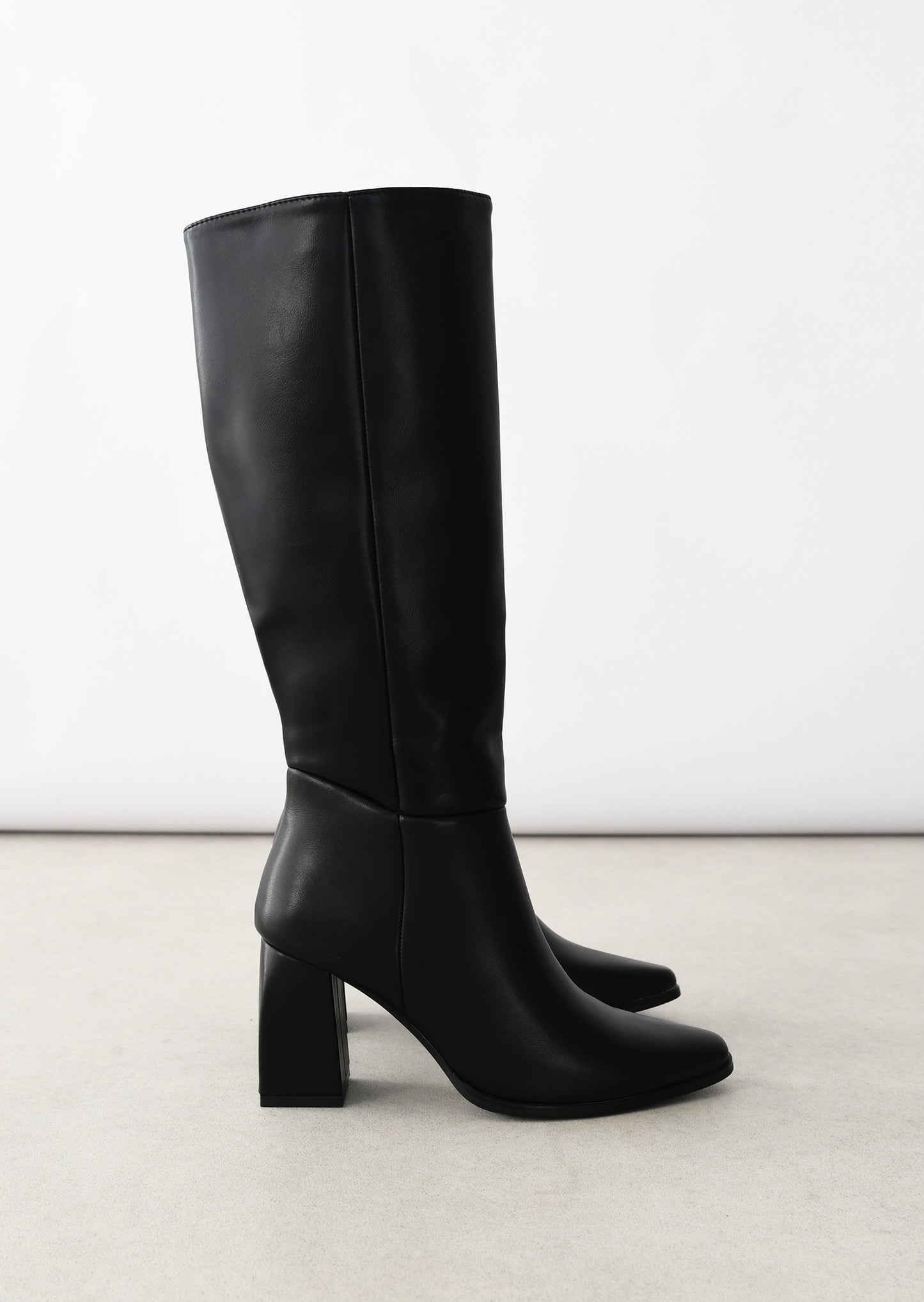 Block heel knee-high boots