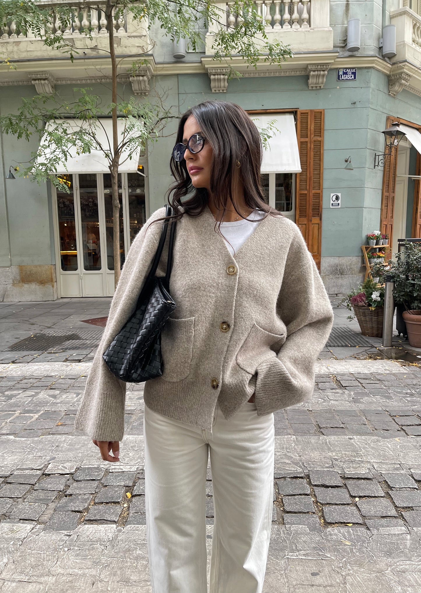 Knitted pocket cardigan