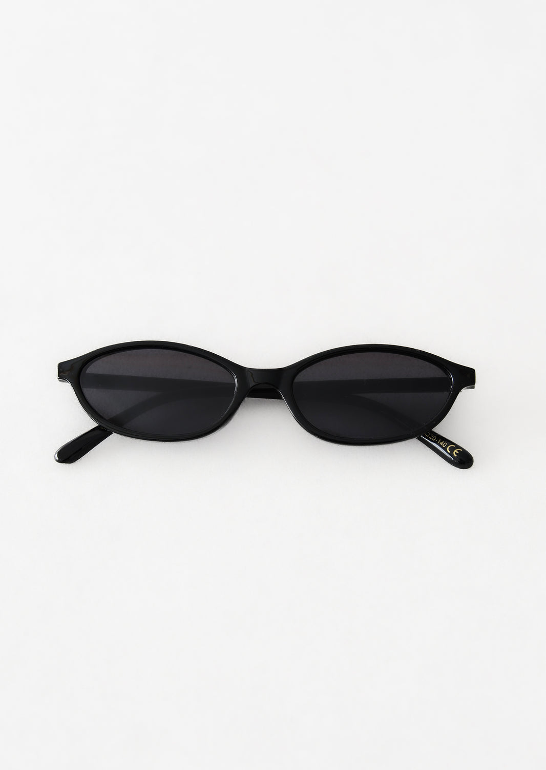 Lunettes de soleil ovales fines