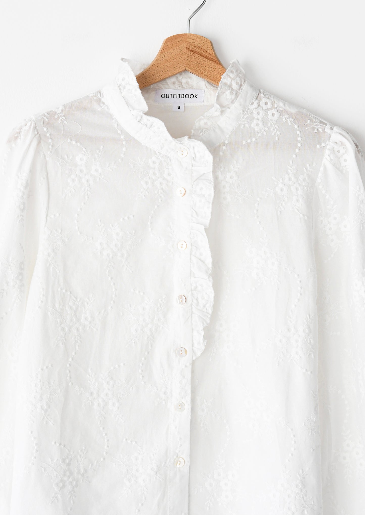 Embroidered shirt 