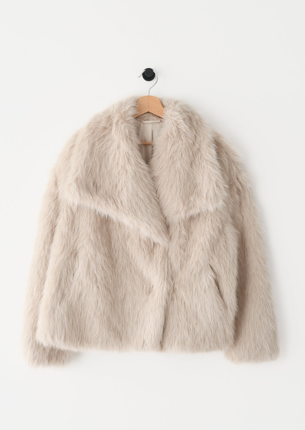 Manteau fausse fourrure