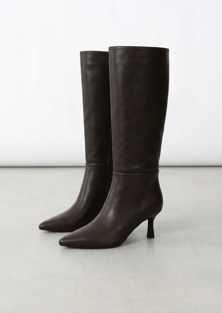 Botas altas de tacón