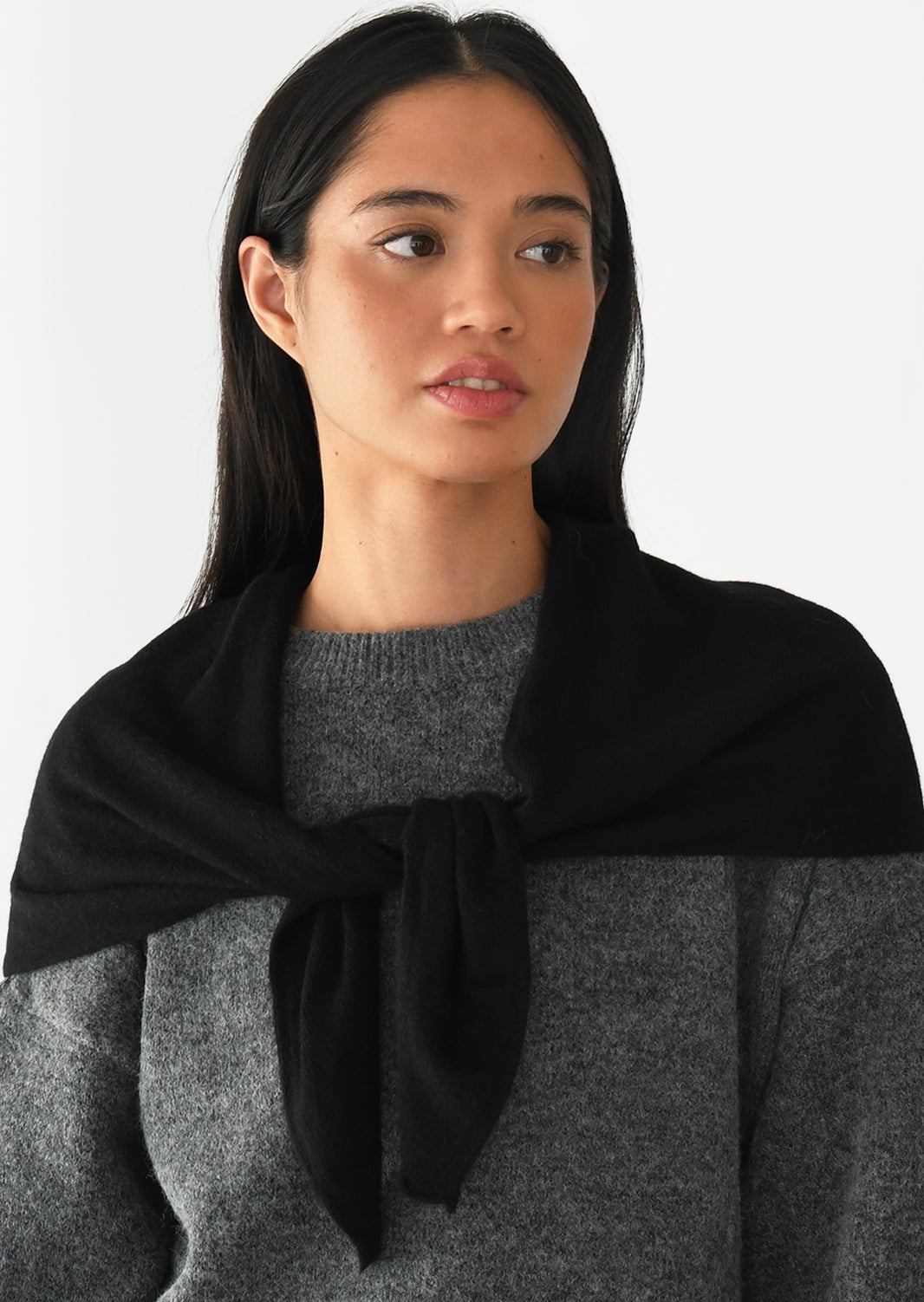 Triangle scarf with wool and cashmere