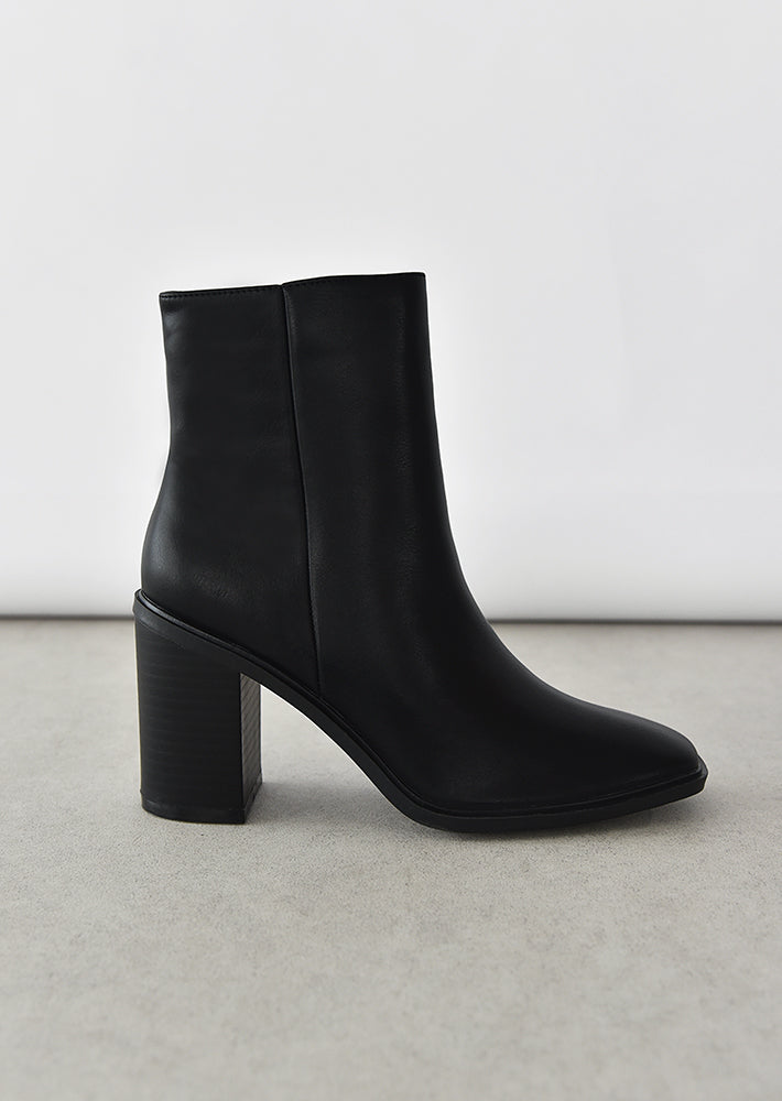 Head over heels sale black boots