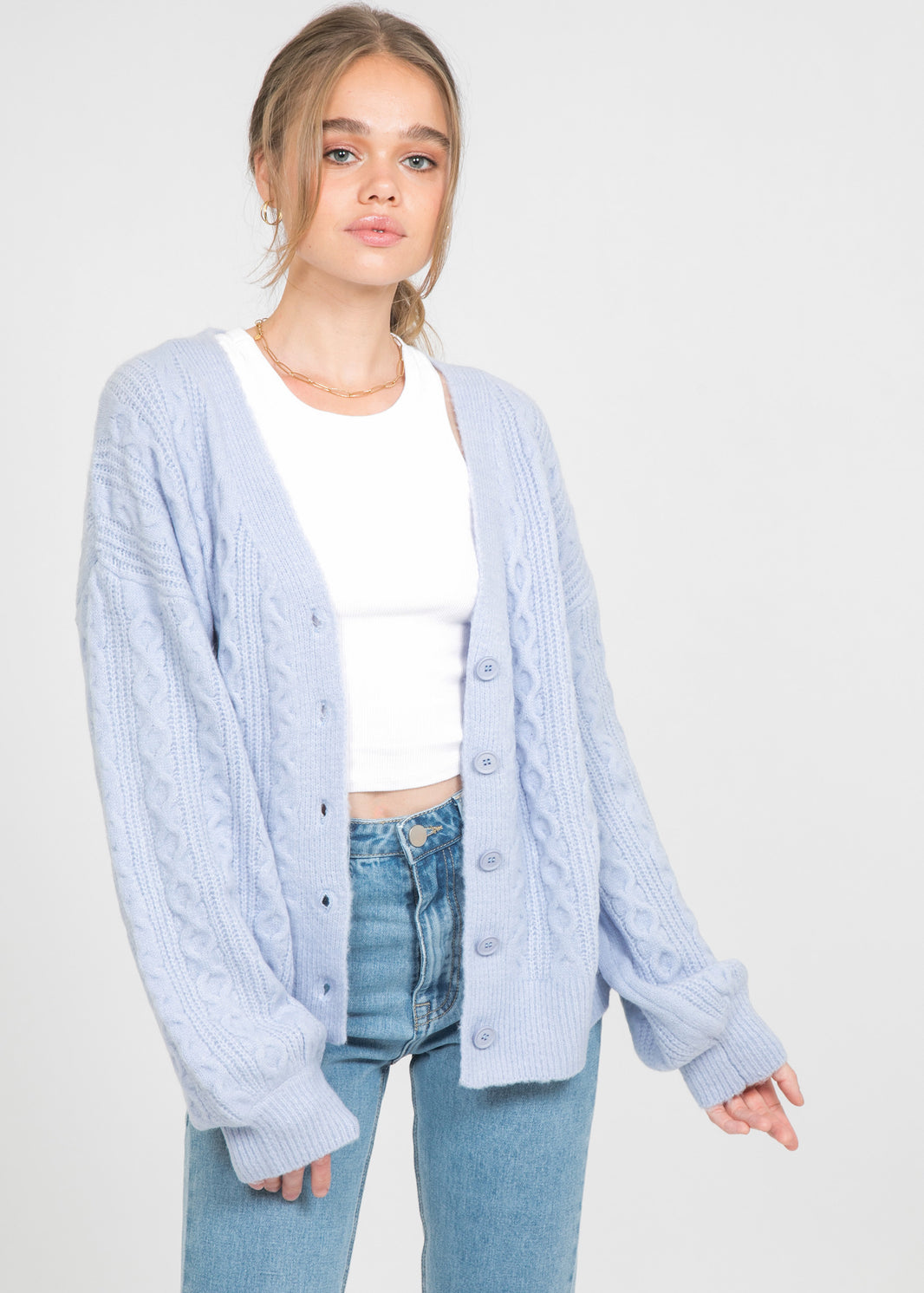 Cable knit cardigan in blue