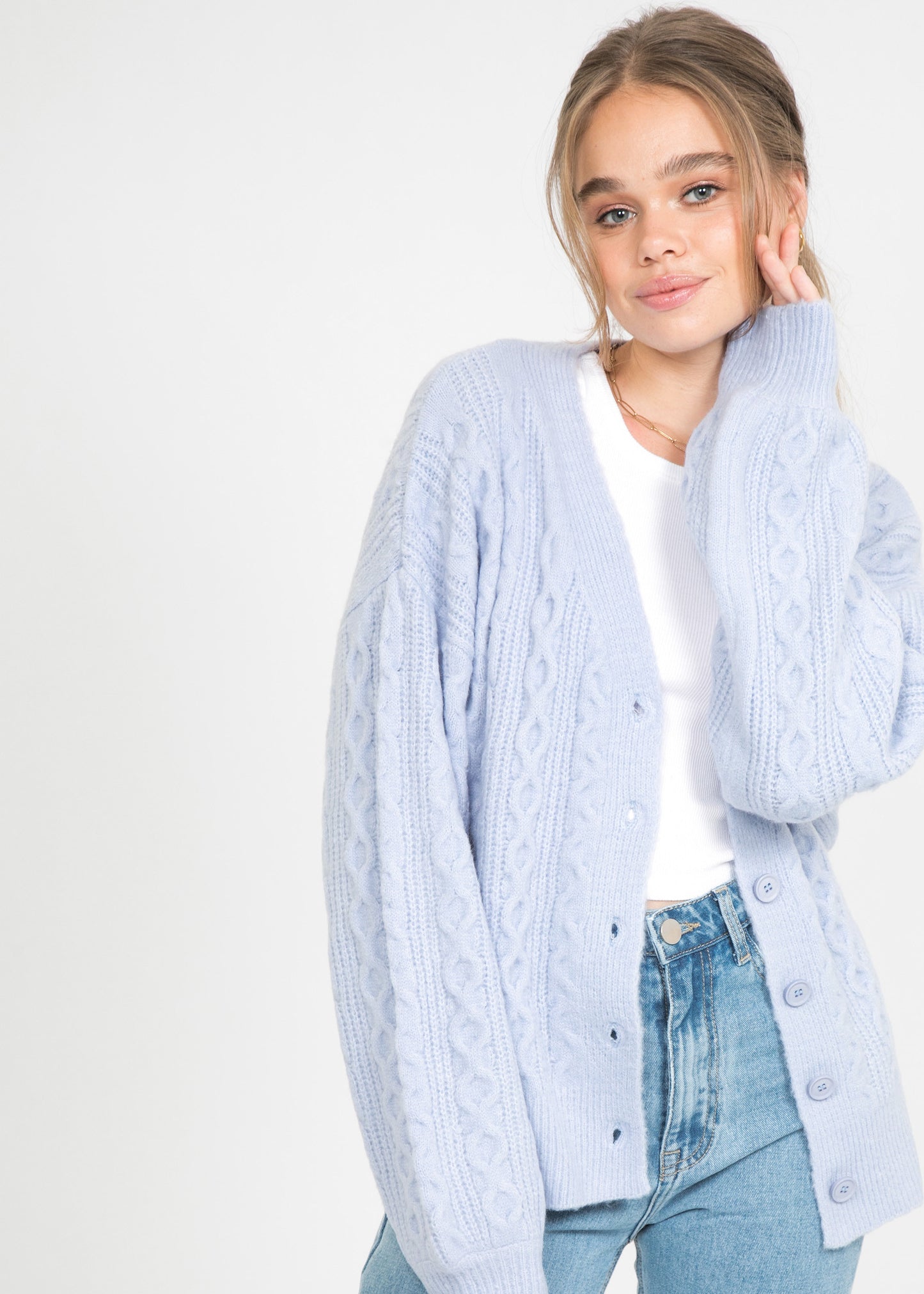Cable knit cardigan in blue