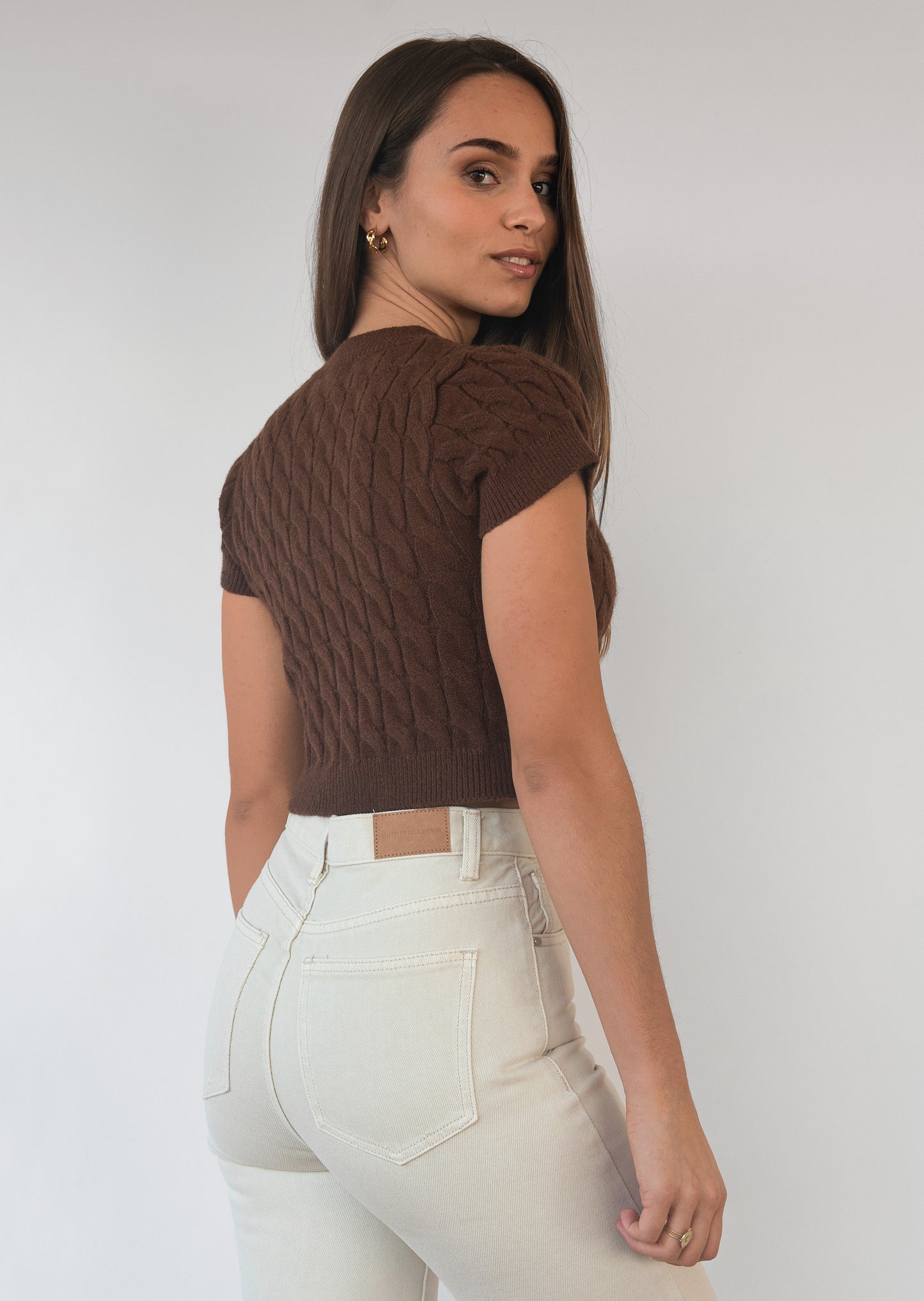 Short sleeve cable knit cardigan in brown