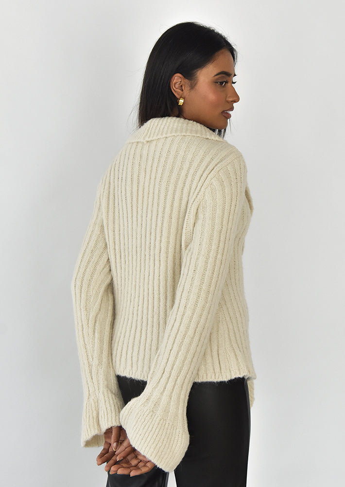 Cardigan en maille volants