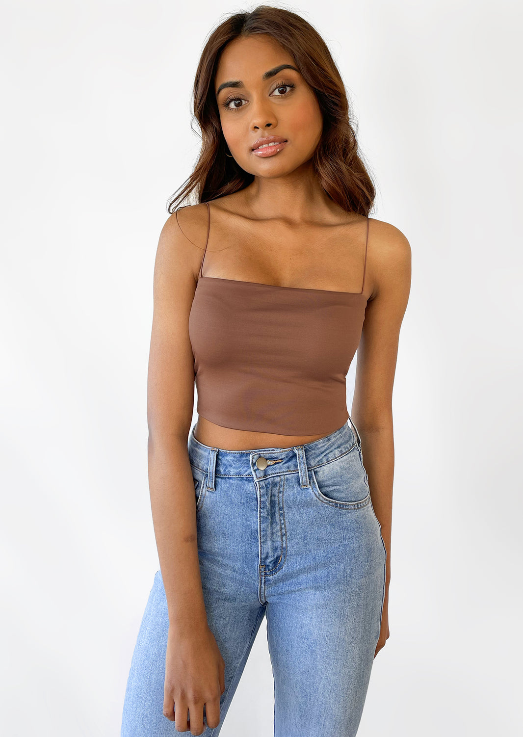 Crop top à fines bretelles marron