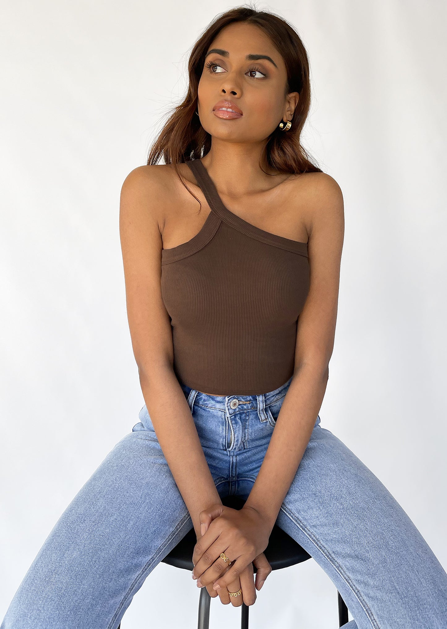 One shoulder crop rib top in brown