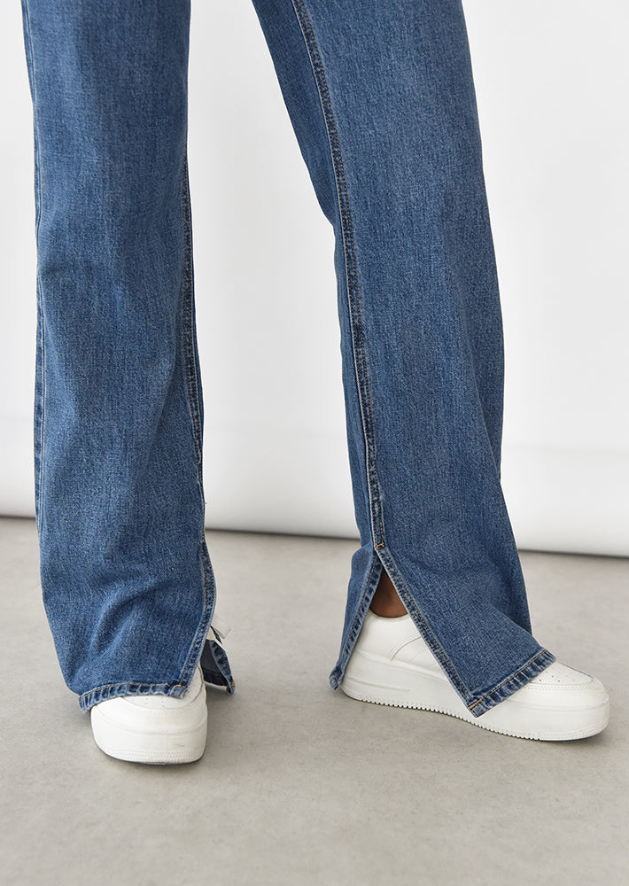 Jean droit fendu bleu – - Main Image