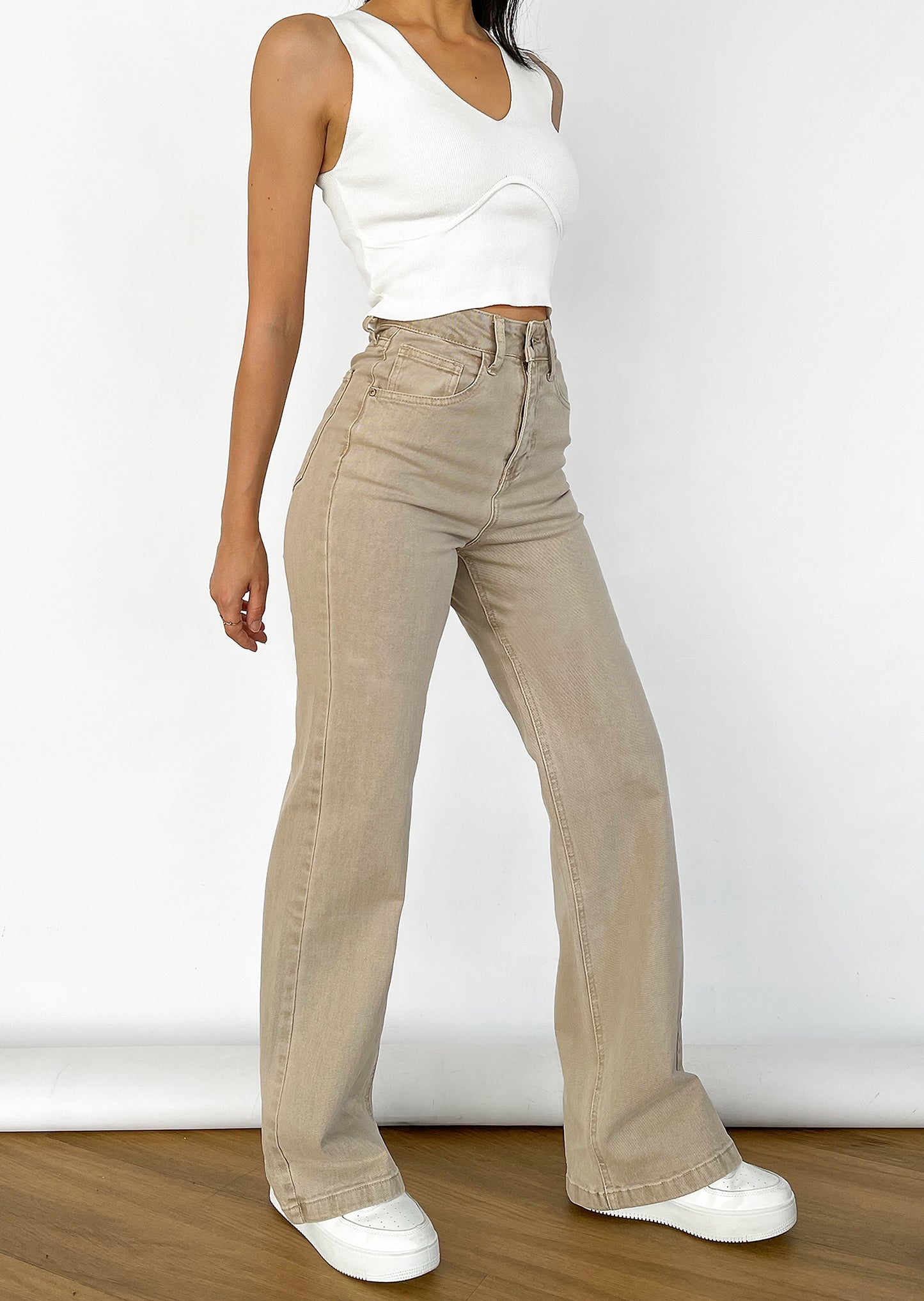 Flare jeans in beige