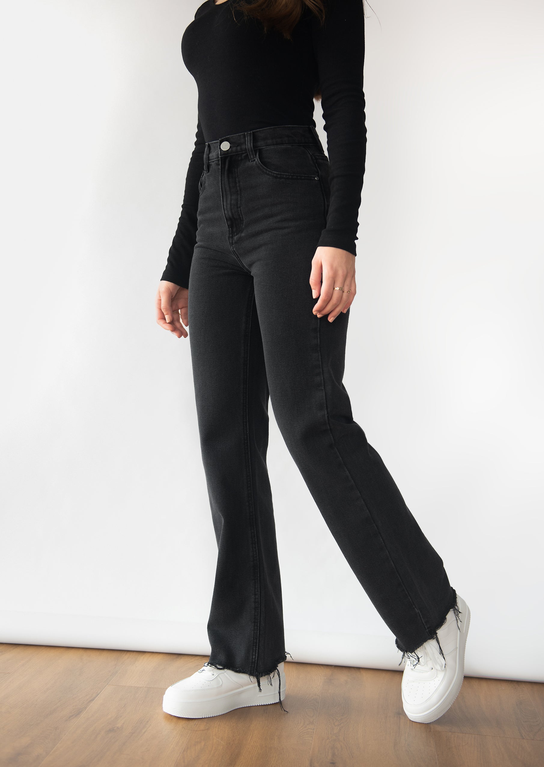 Essie Dark Blue Straight Leg Jeans – Beginning Boutique NZ