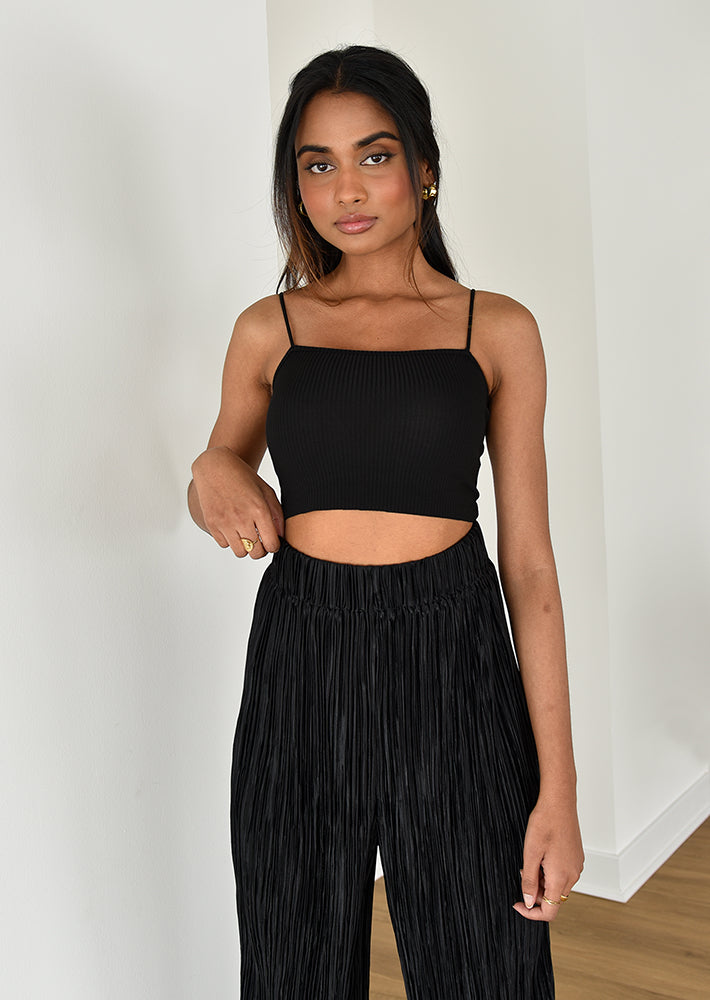 Pantalon en satin plissé