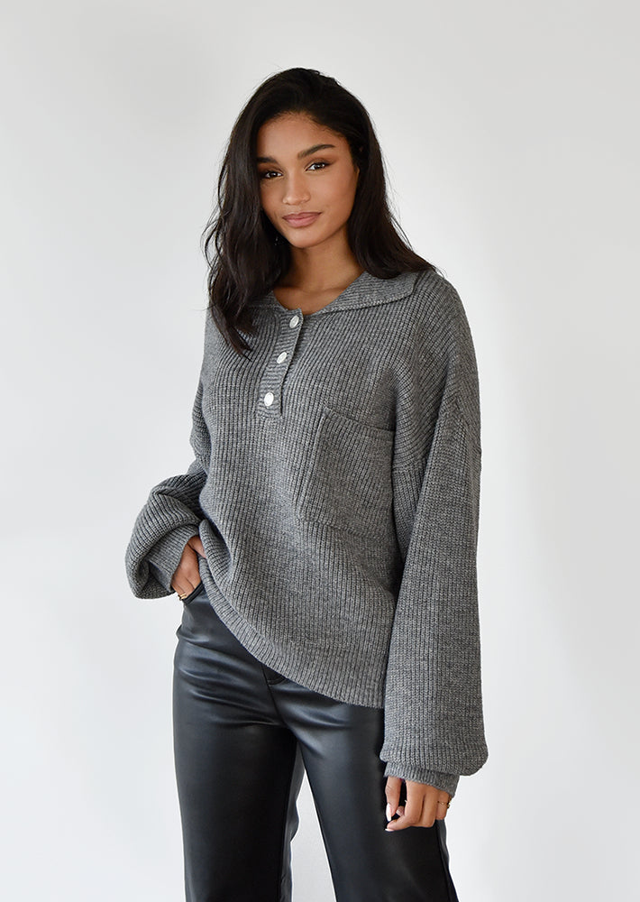 Knitted polo sweater grey